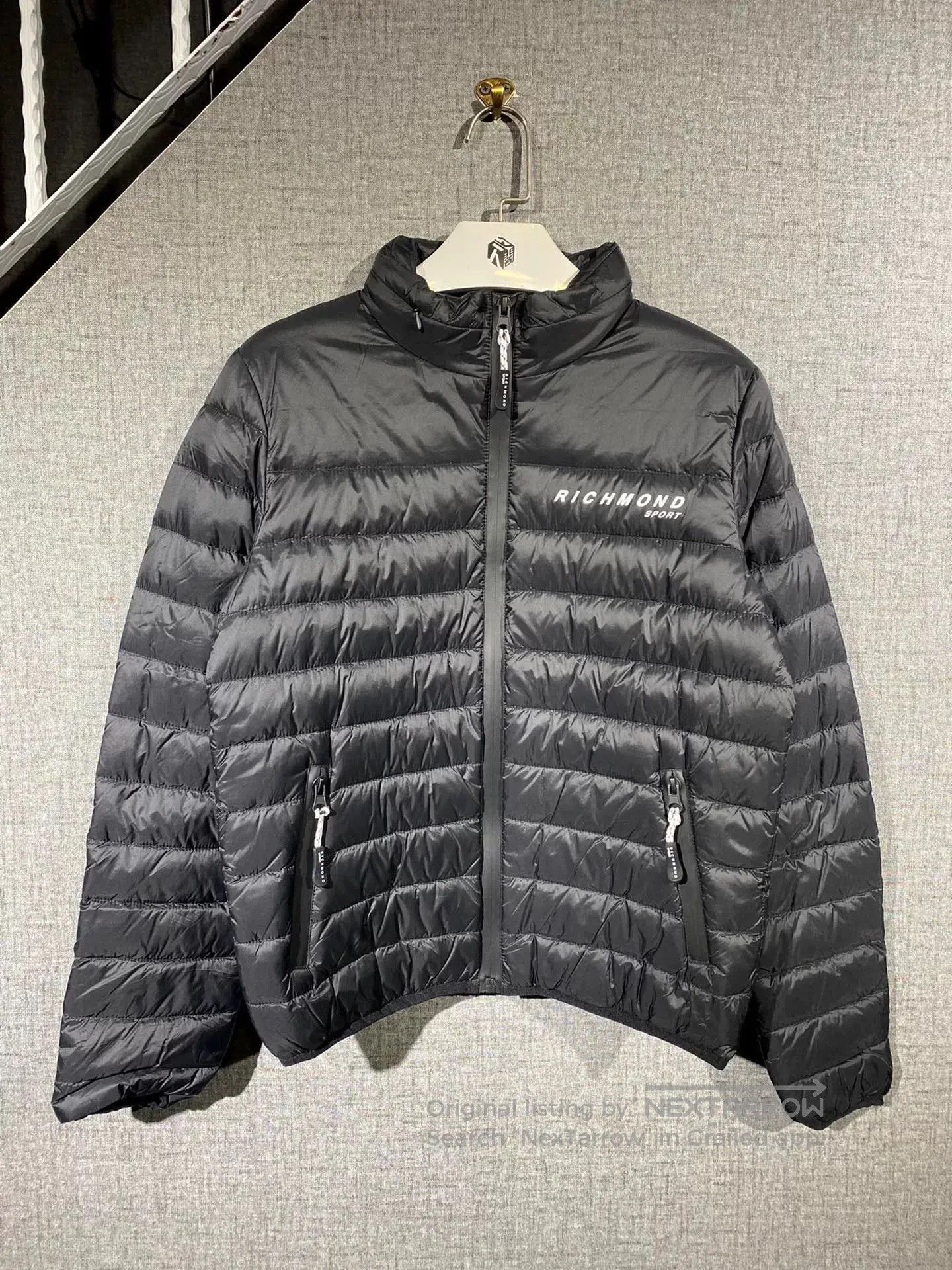 John Richmond richmond gray down jacket for men. Size US M / EU 48-50 / 2 - 1 Thumbnail