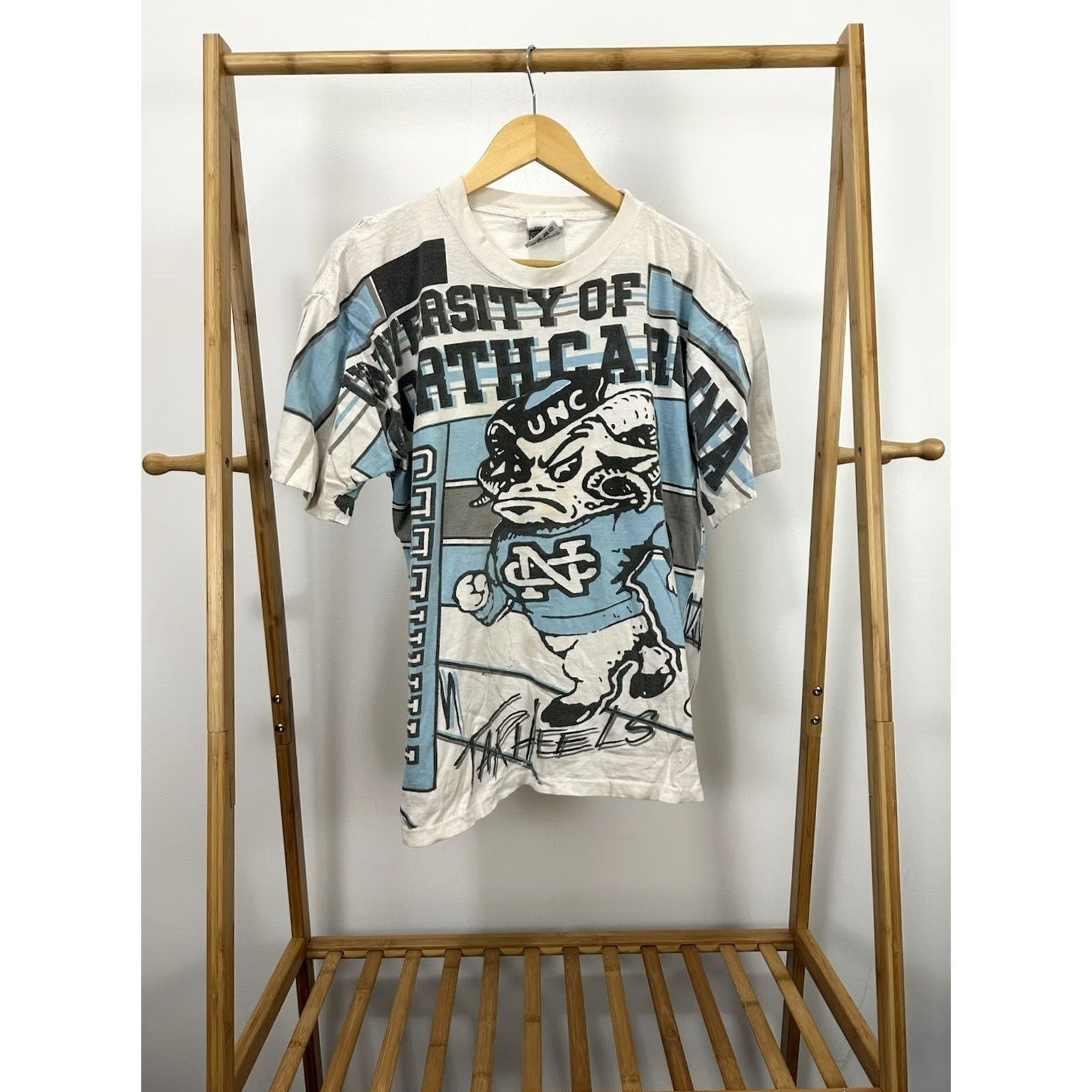 Vintage VTG UNC Carolina Tar Heels T-Shirt M White Thrashed Worn Distressed Rameses AOP All Over Print NCAA ACC Mens Size US M / EU 48-50 / 2 - 2 Thumbnail