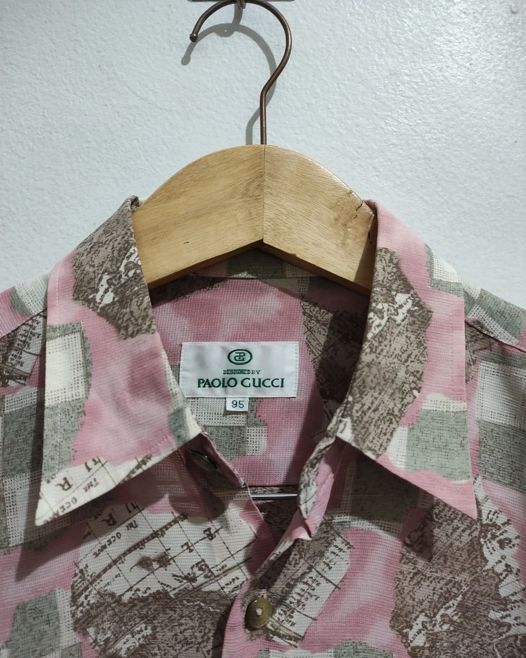 Paolo Gucci × Vintage Paolo Gucci Maps Print Vintage Shirt Size US L / EU 52-54 / 3 - 8 Thumbnail