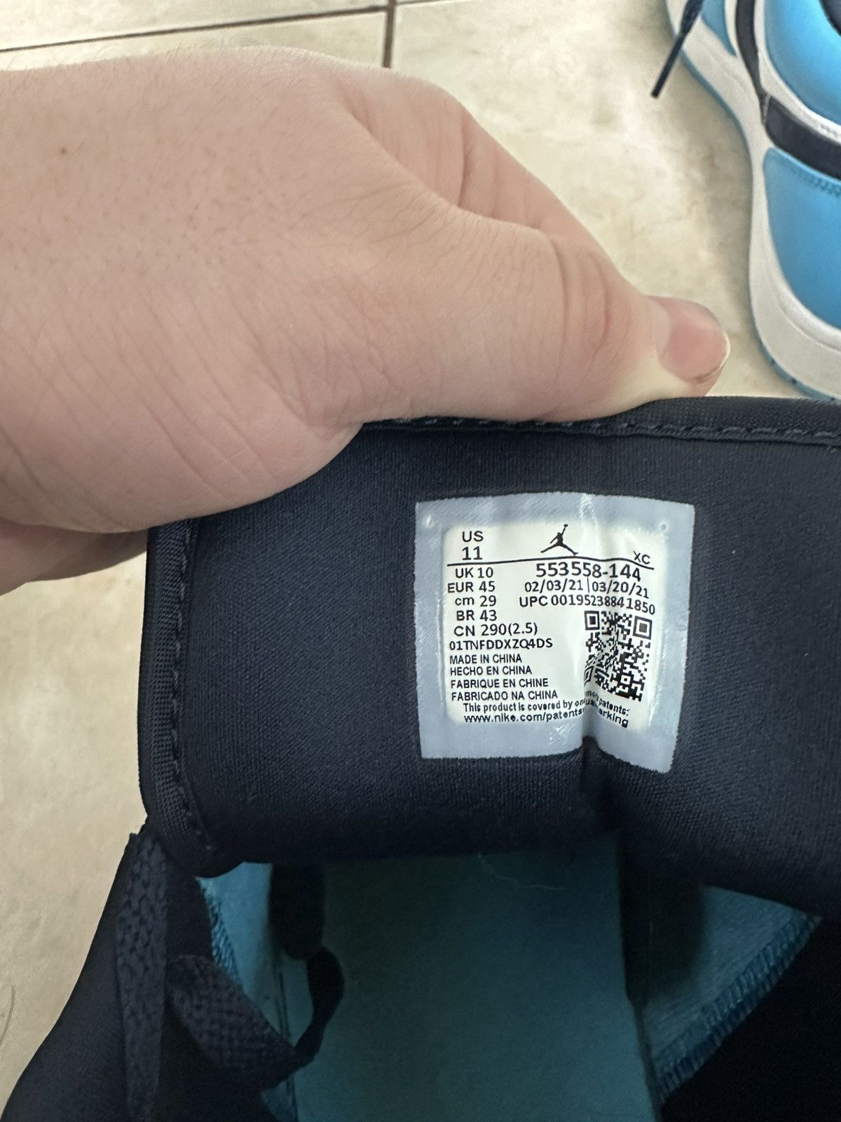 Jordan Brand AIR JORDAN 1 LOW UNC Size US 11 / EU 44 - 5 Thumbnail