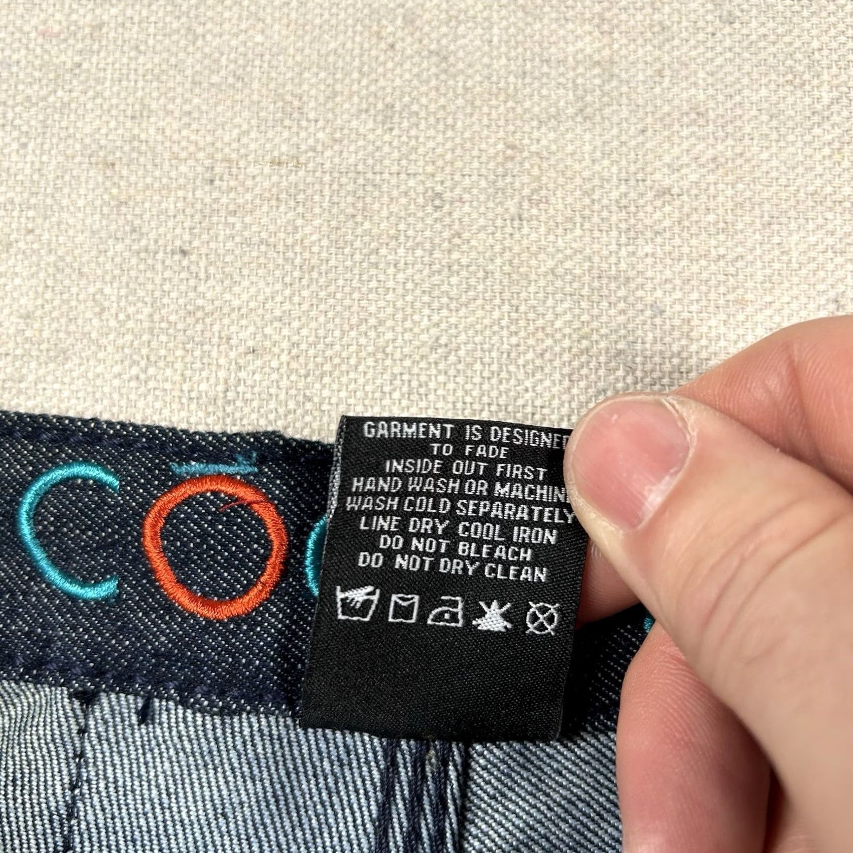 Coogi VINTAGE COOGI Jeans Mens 34x32 Patch Embroidered Australia Logo Denim Y2k Hip Hop Jeans Mens Size US 34 / EU 50 - 5 Thumbnail