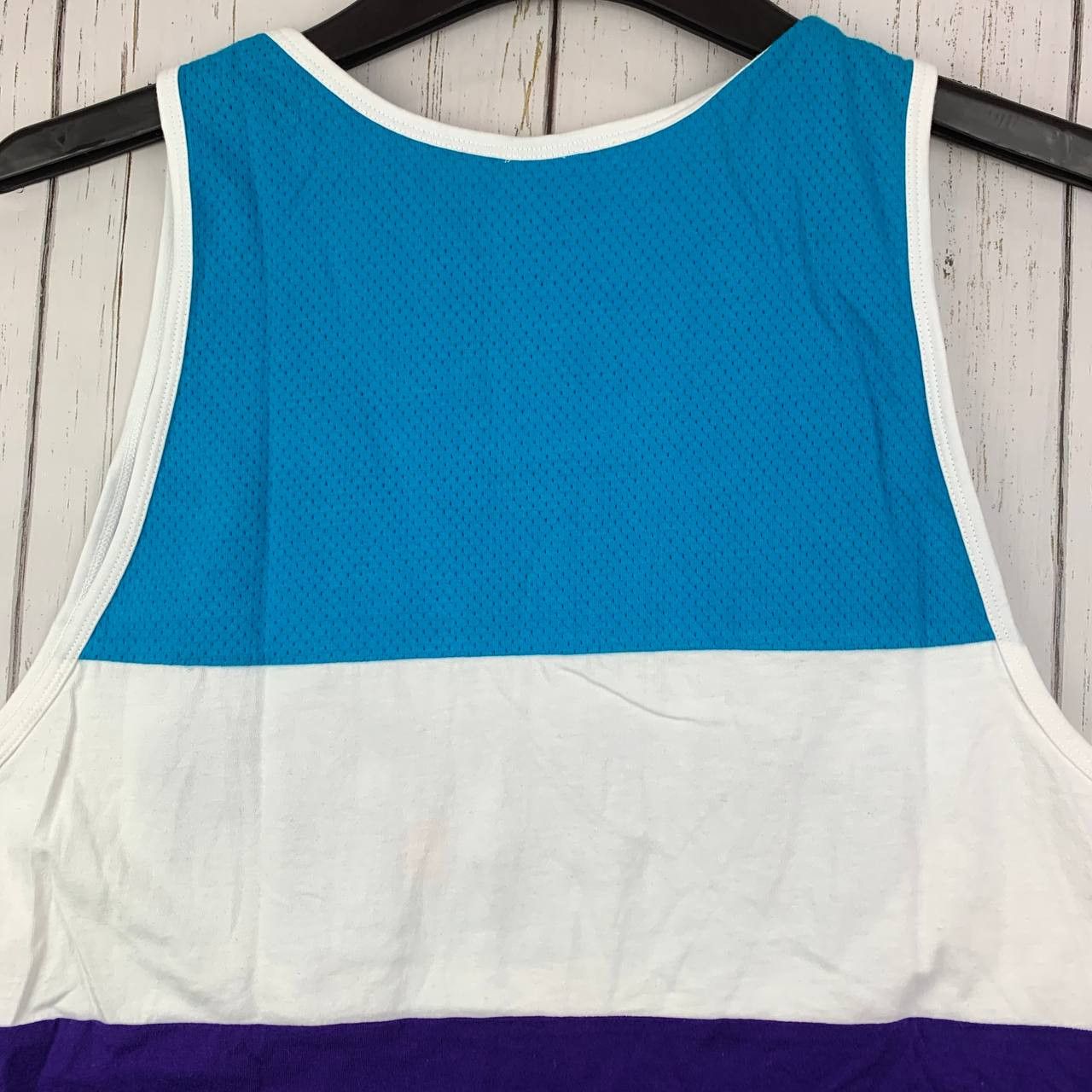 Mitchell & Ness Charlotte Hornets Large Mitchell & Ness Sleeveless Shirt Men Size US L / EU 52-54 / 3 - 3 Thumbnail