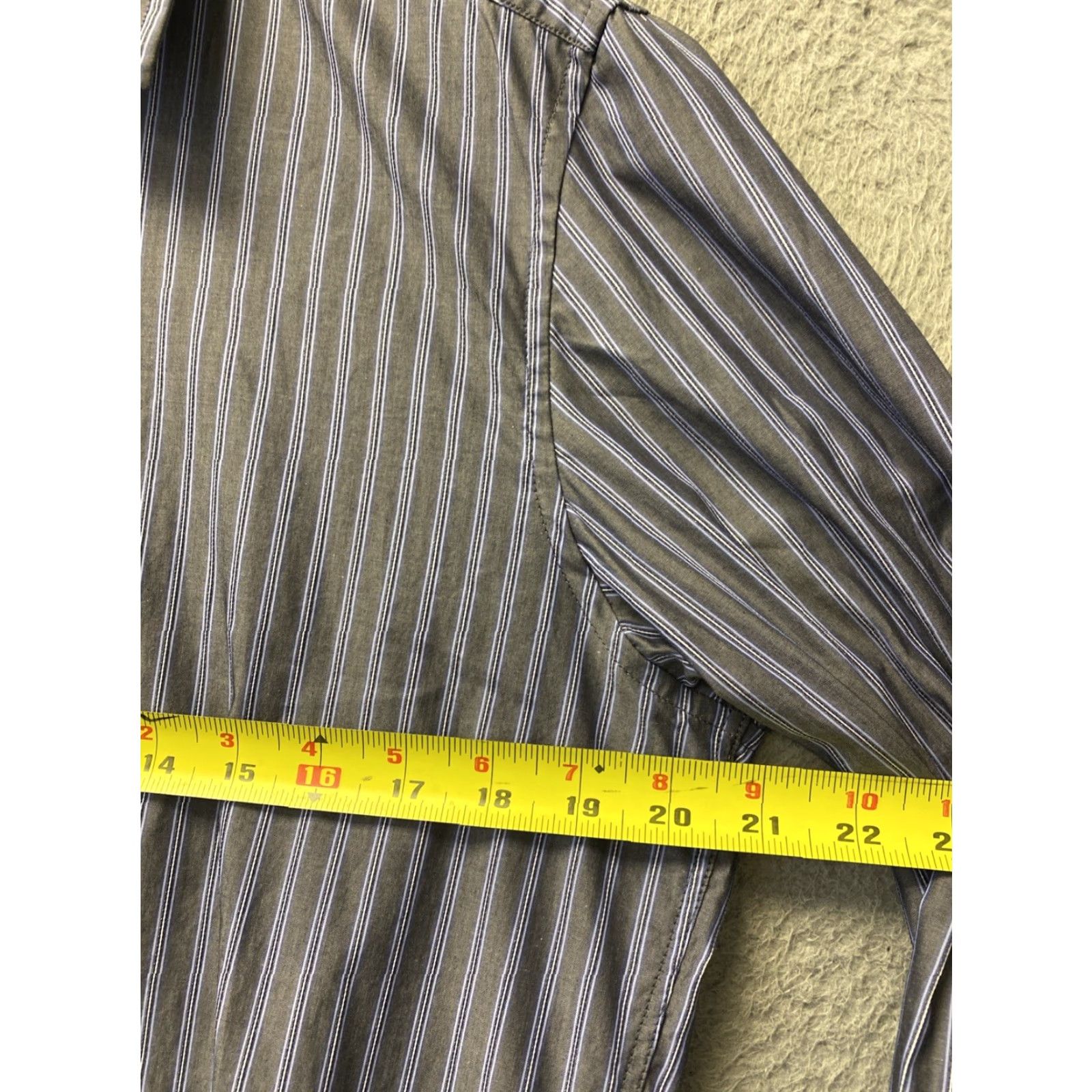 Hugo Boss VINTAGE NONE HUGO BOSS Men's Dress Shirt Size Medium Blue Gray Business Formal Cotton 2000s Size 40R - 6 Thumbnail