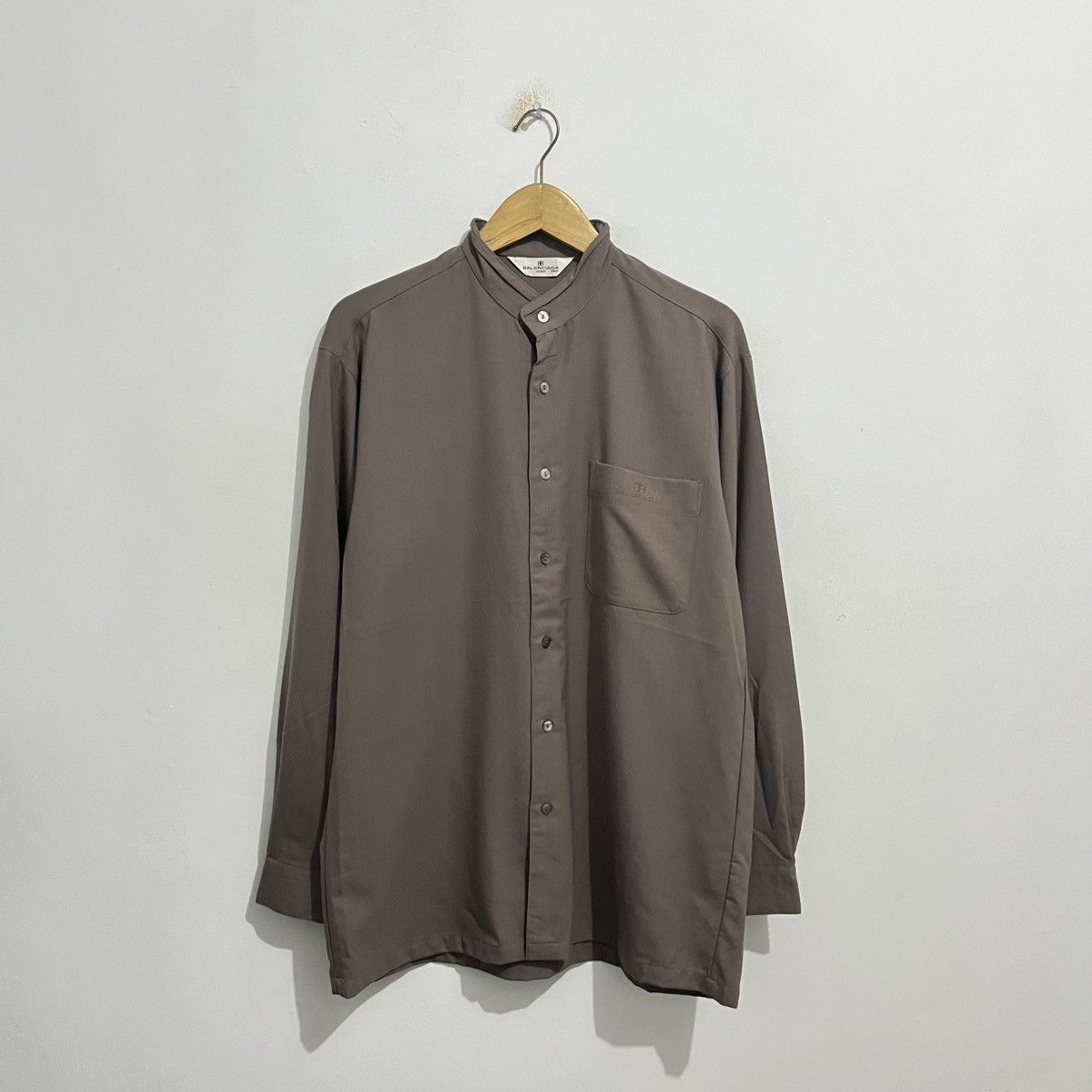 Balenciaga Balenciaga Basic Shirt Stand Collar Size US L / EU 52-54 / 3 - 1 Thumbnail