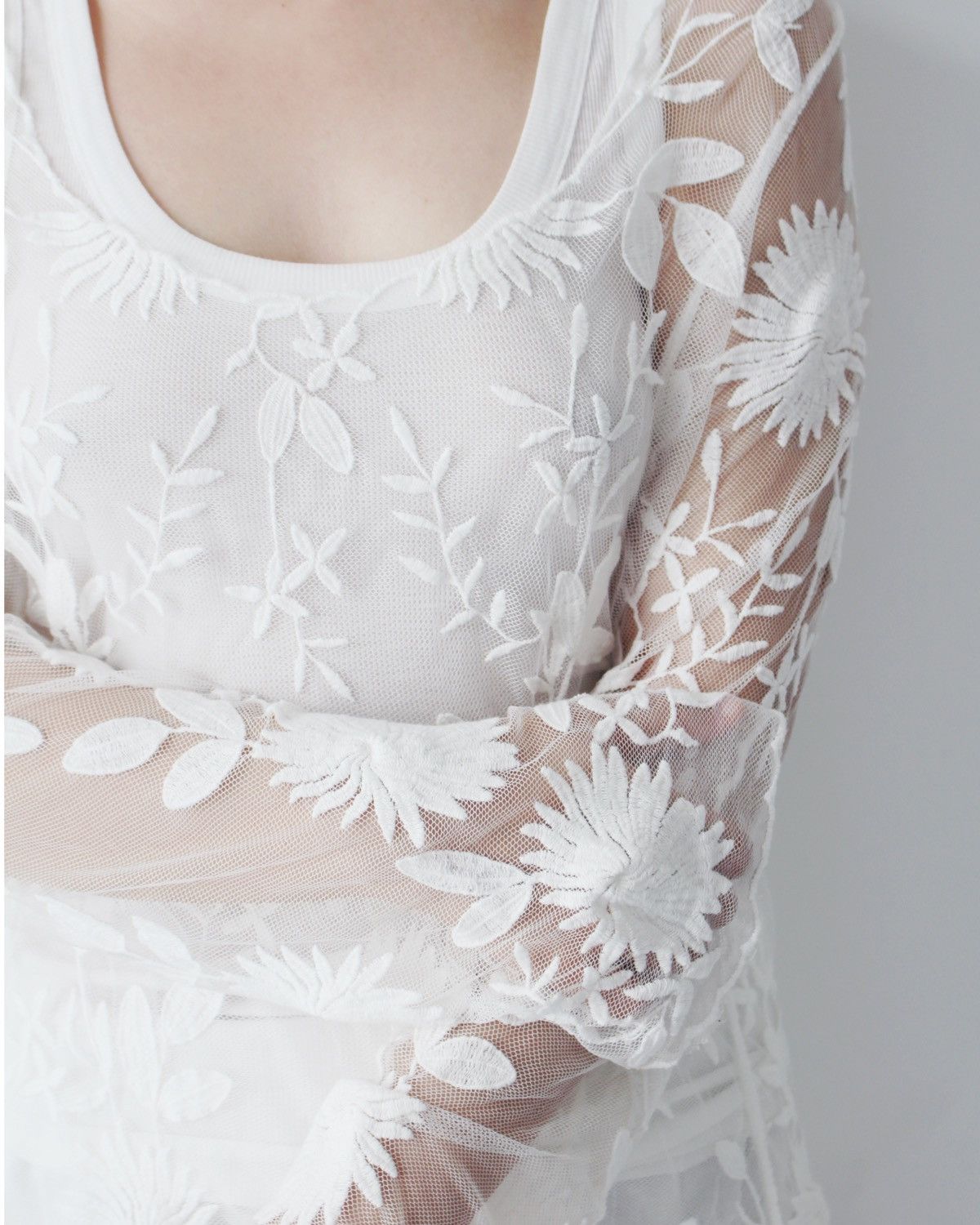 Japanese Brand × Vintage 2000S JAPANESE MADE ELEGANCE LACE FLOWER MESH LONG SLEEVE Size ONE SIZE - 4 Thumbnail
