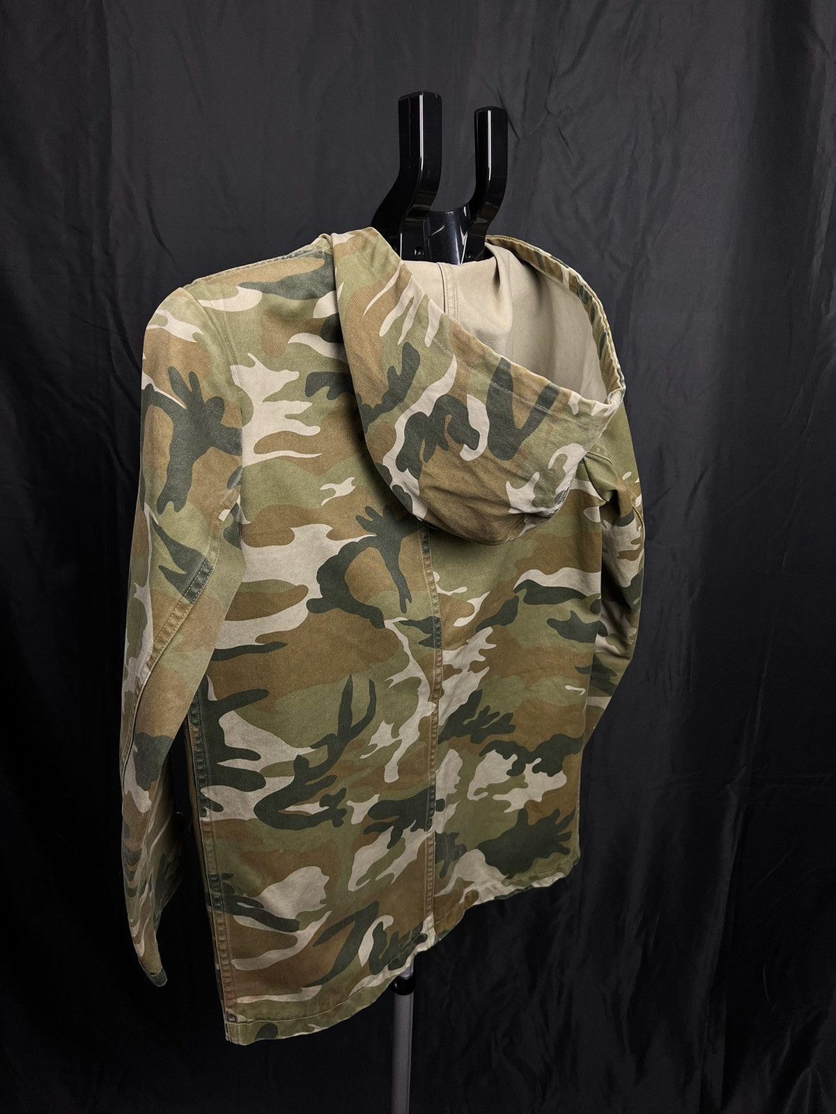 A.P.C. A.P.C. camouflage jacket windbreaker light jacket Size XS / US 0-2 / IT 36-38 - 2 Thumbnail