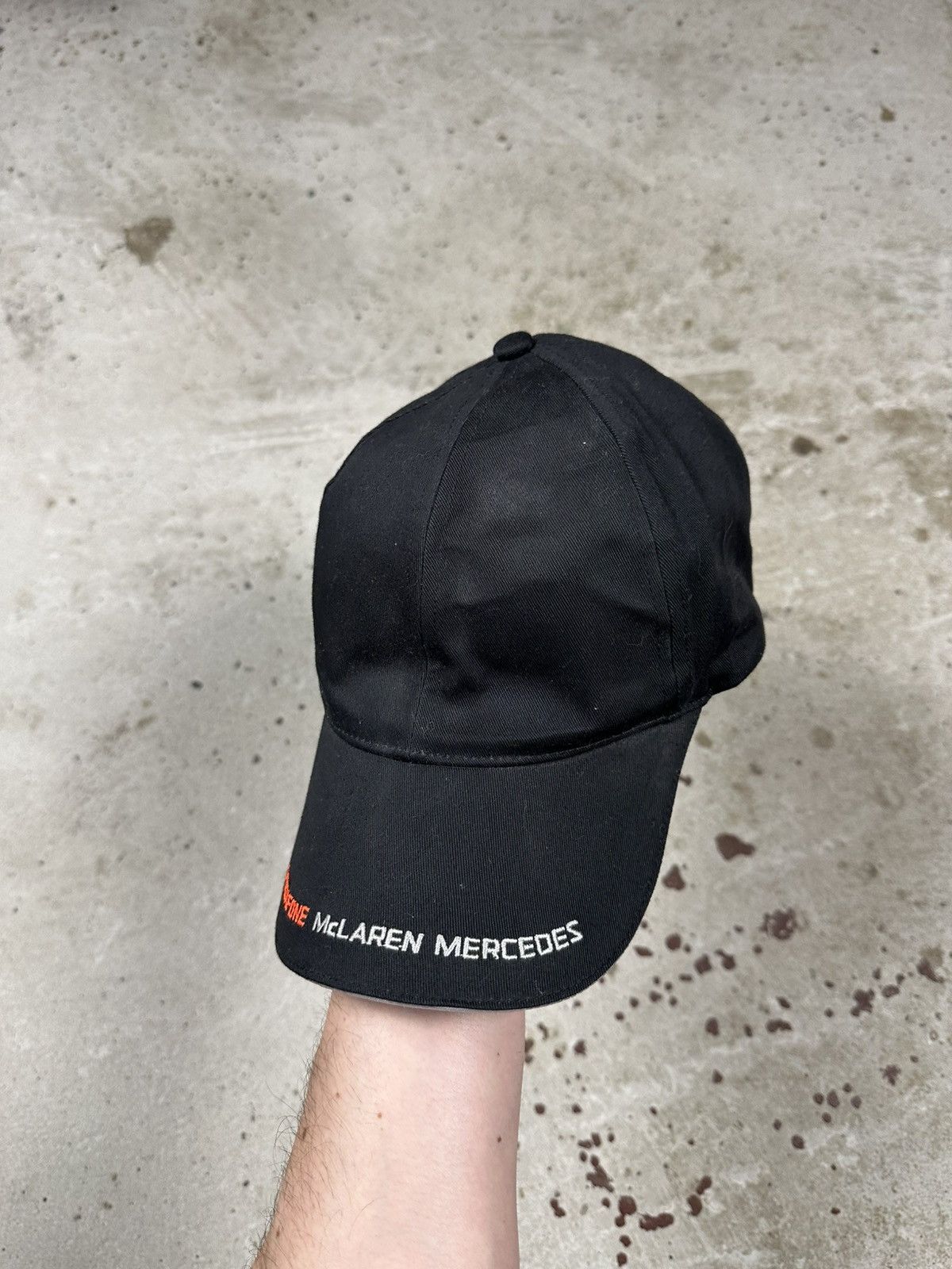 Mercedes-Benz Vintage Y2K Lewis Hamilton F1 McLaren Mercedes Hat Cap Size ONE SIZE - 1 Thumbnail