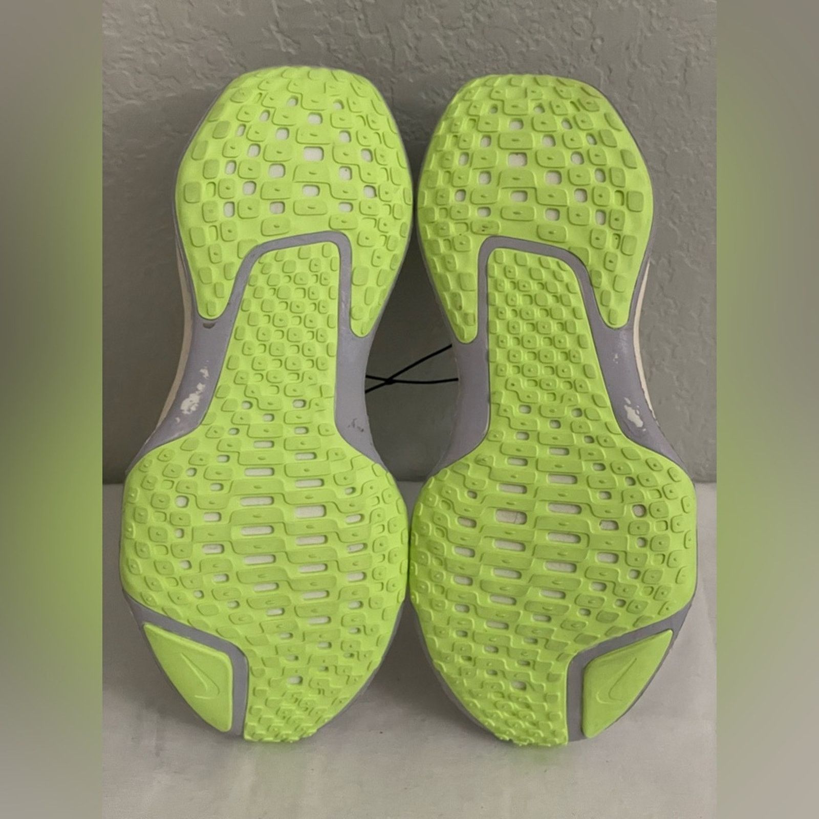 Nike Nike ZoomX Invincible Run Womens Sz 10 Running Size US 10 / IT 40 - 7 Thumbnail