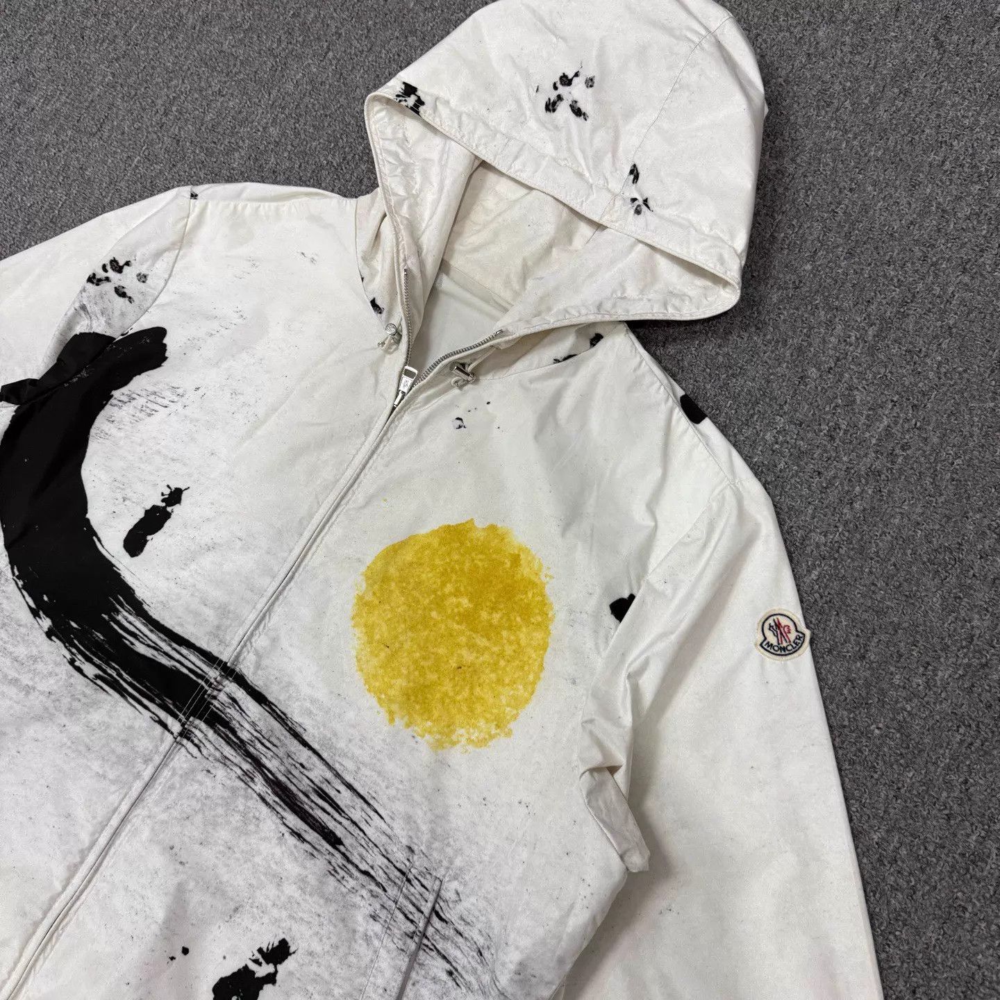 Moncler Moncler Splash Art Print Zip Jacket Size 3 99 New Size US L / EU 52-54 / 3 - 3 Thumbnail