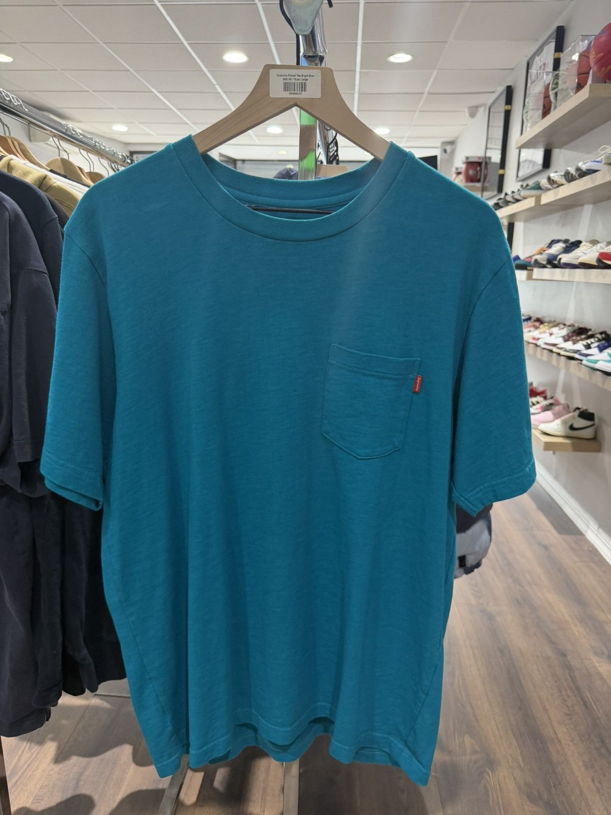 Supreme Supreme Pocket Tee Small Box Logo Bright Blue Size US L / EU 52-54 / 3 - 1 Thumbnail