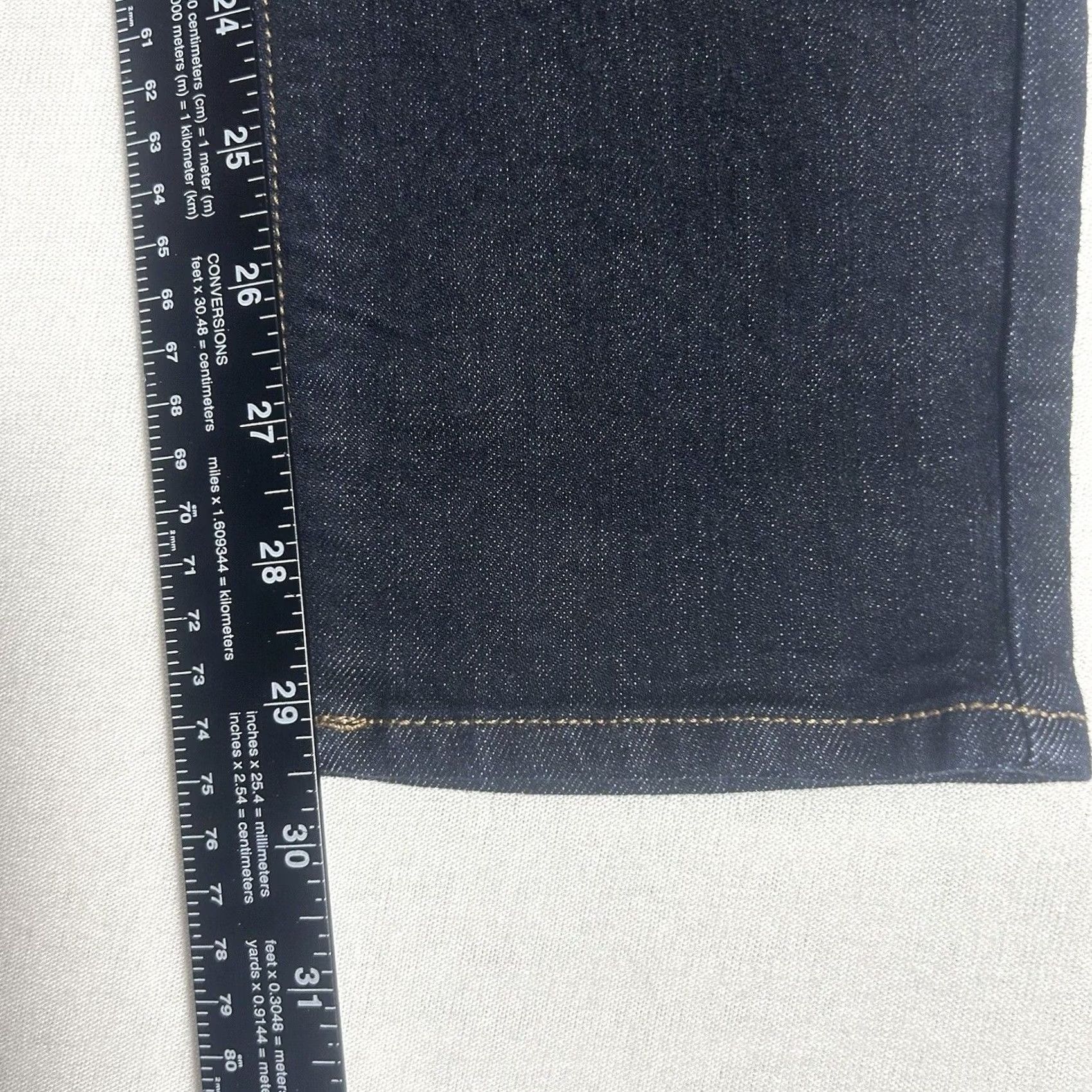 Old Navy Old Navy Jeans Womens Size 2 Short Blue Denim Dark Wash 80s 90s Retro Vintage Not Vintage No Size 26" / US 2 / IT 38 - 7 Thumbnail