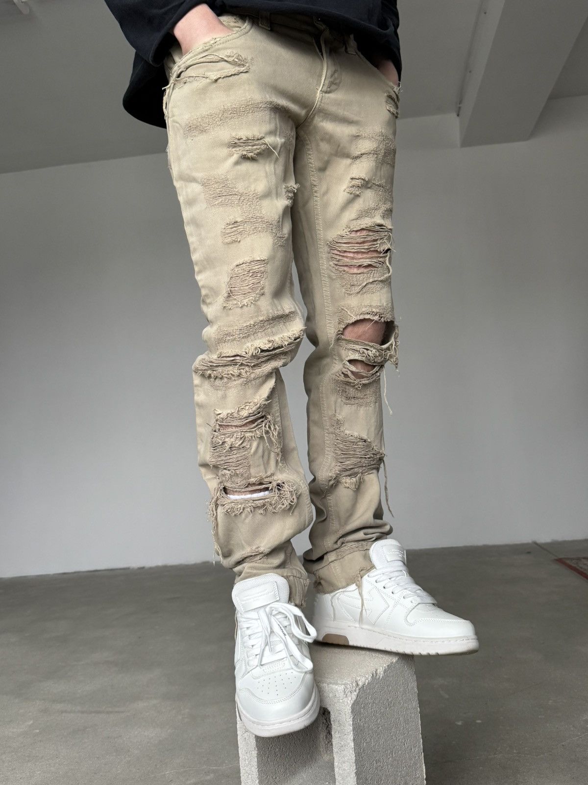 Dolce & Gabbana 2004 Dolce&Gabbana Distressed Ripped Jeans Size US 29 - 7 Thumbnail