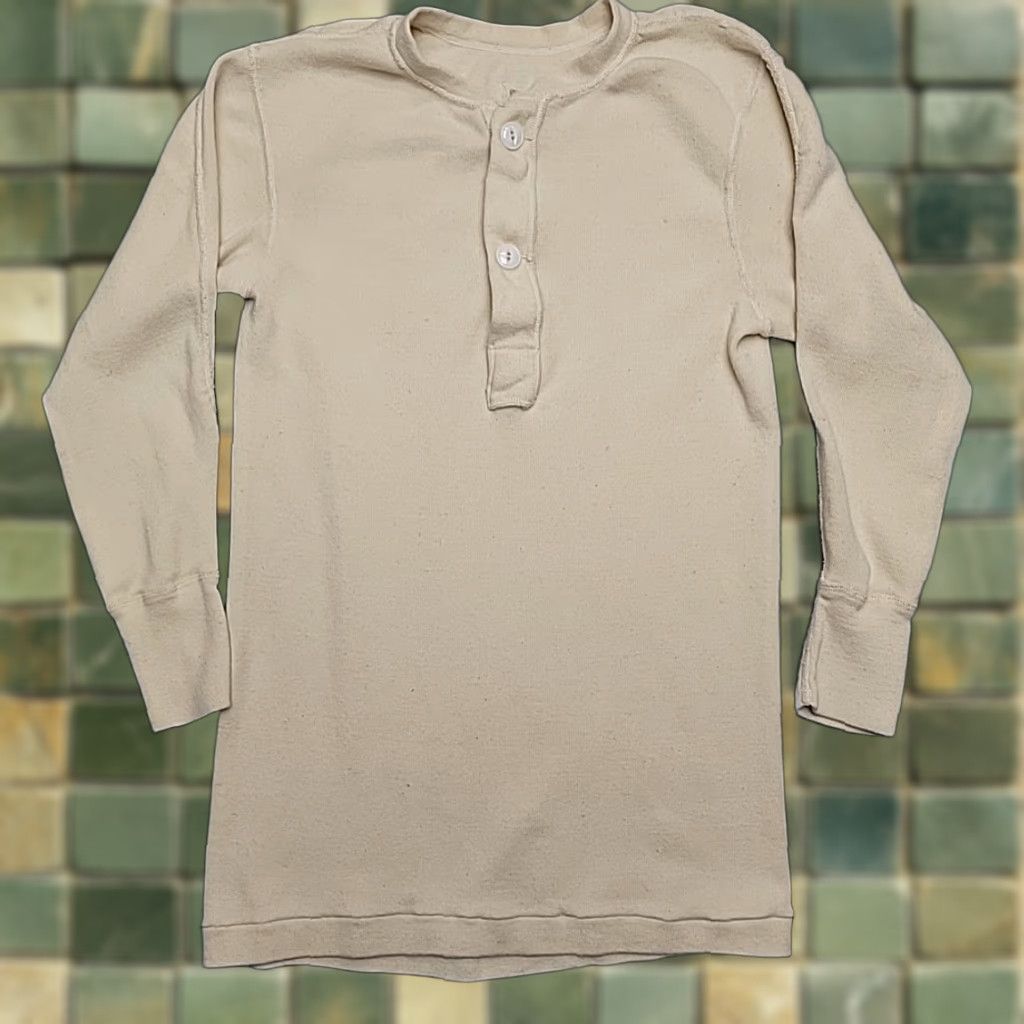 Vintage VINTAGE Thermal Henley Shirt Mens Beige Long Sleeve Military Wool Base Layer 60s 70s 80s Size US M / EU 48-50 / 2 - 1 Thumbnail