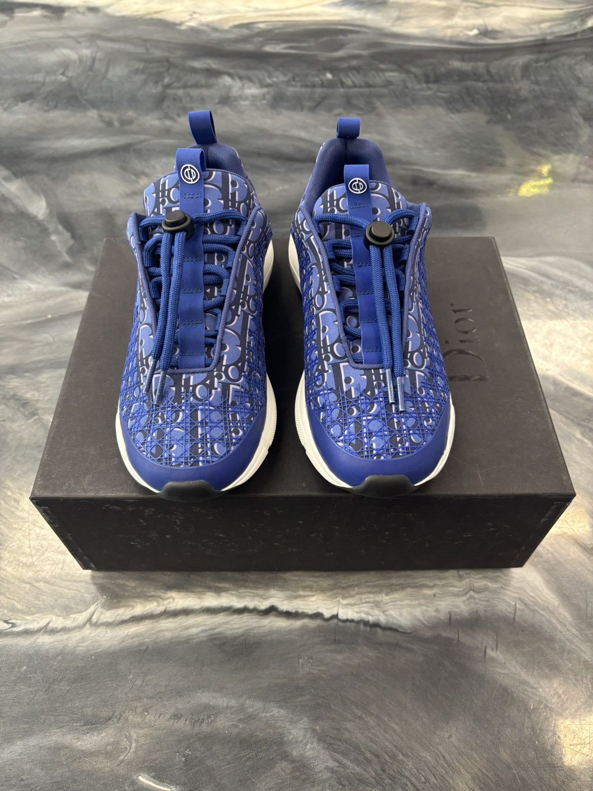 Dior Dior B24 Oblique Size US 7 / EU 40 - 1 Thumbnail