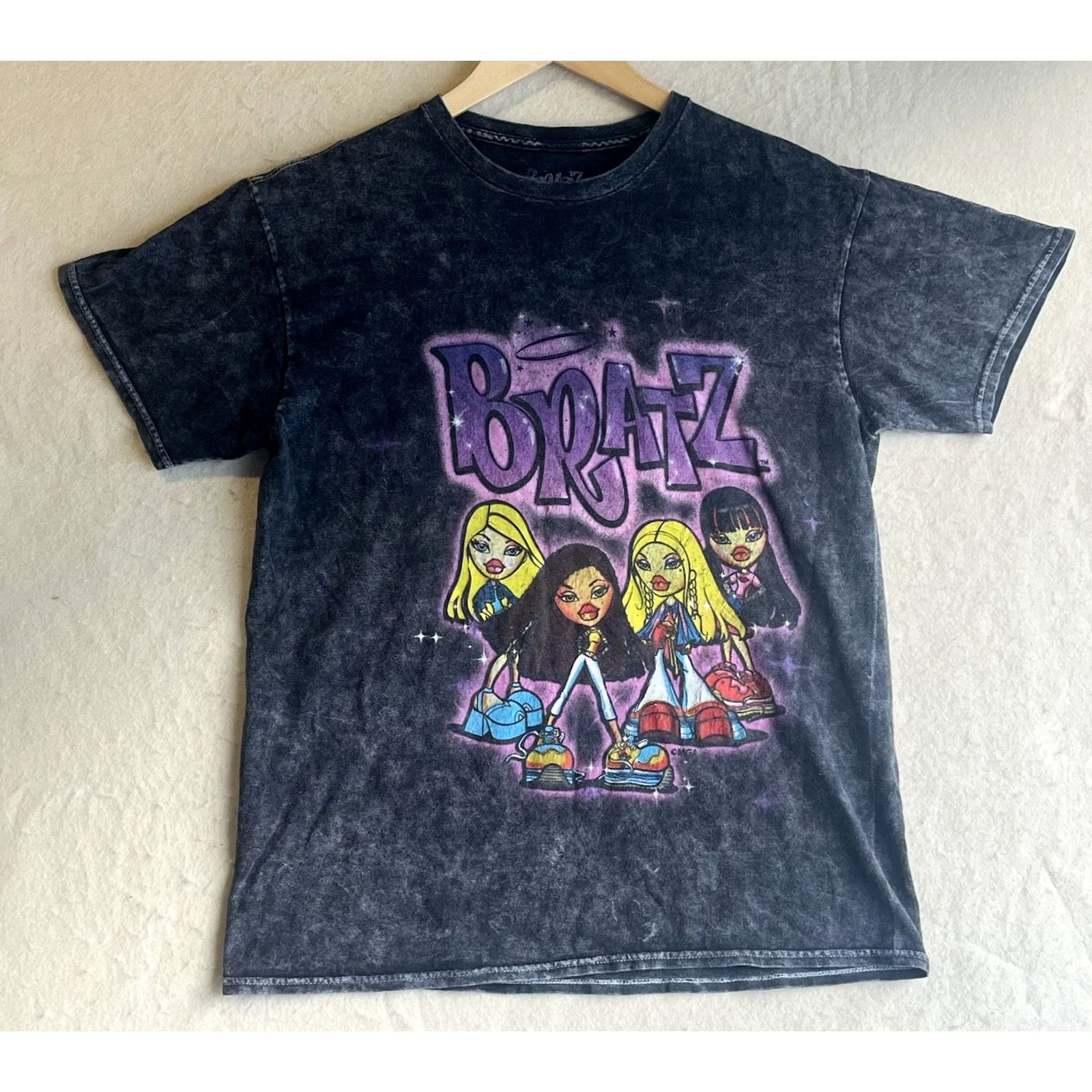 Vintage Bratz Graphic T-Shirt Charcoal Gray Women Medium Cotton Tee Short Sleeve Crew Neck Retro Vintage? Size M / US 6-8 / IT 42-44 - 2 Thumbnail