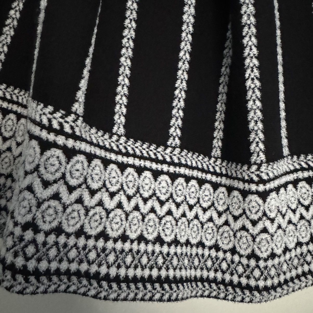 Maje New knit pleat skirt Size 27" / US 4 / IT 40 - 7 Thumbnail