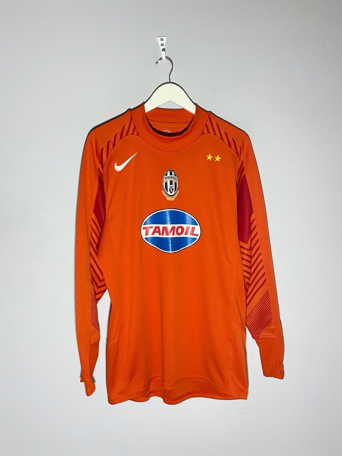 Nike × Vintage Juventus FC Nike 2005/06 Goalkeeper Vintage Soccer Jersey Size US L / EU 52-54 / 3 - 1 Thumbnail