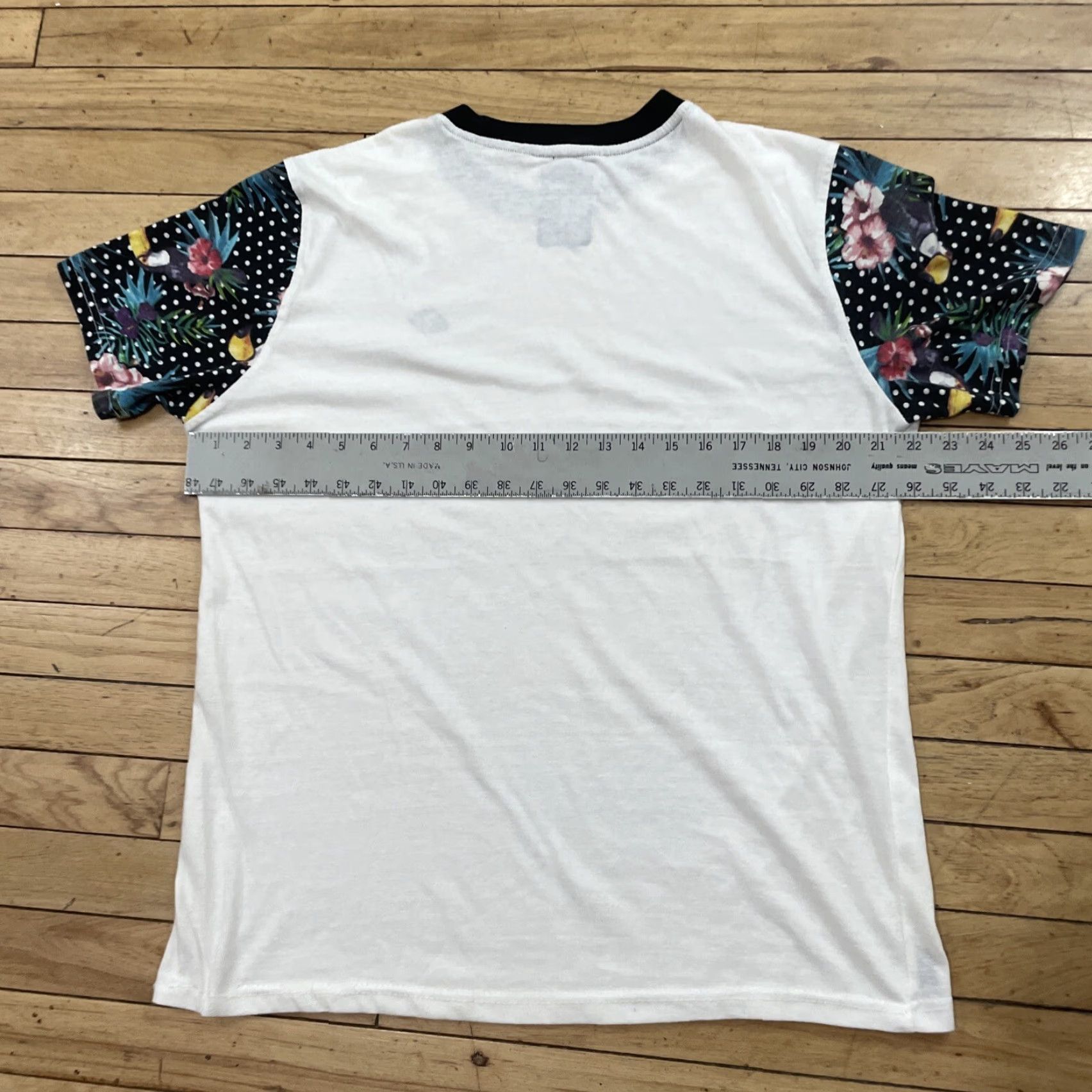 Enyce ENYCE T-Shirt Men L Floral Hawaiian Sleeve Toucan Bird Multicolor Short Sleeve Crew Neck Large Size US L / EU 52-54 / 3 - 7 Thumbnail