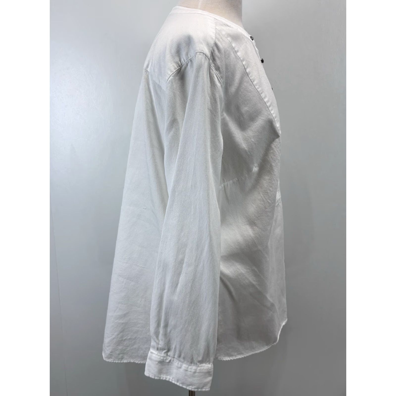 Talbots VINTAGE Talbots Women's Tunic Shirt Plus Size 2X Cotton Long Sleeve White Bling Buttons Casual Classic Size XXL / US 16-18 / IT 52-54 - 4 Thumbnail