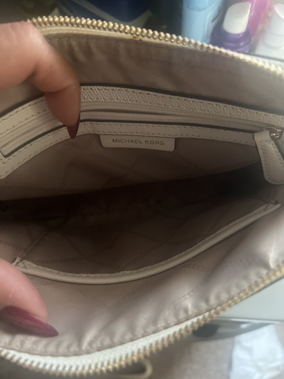 Michael Kors MK White Crossbody Size ONE SIZE - 1 Thumbnail