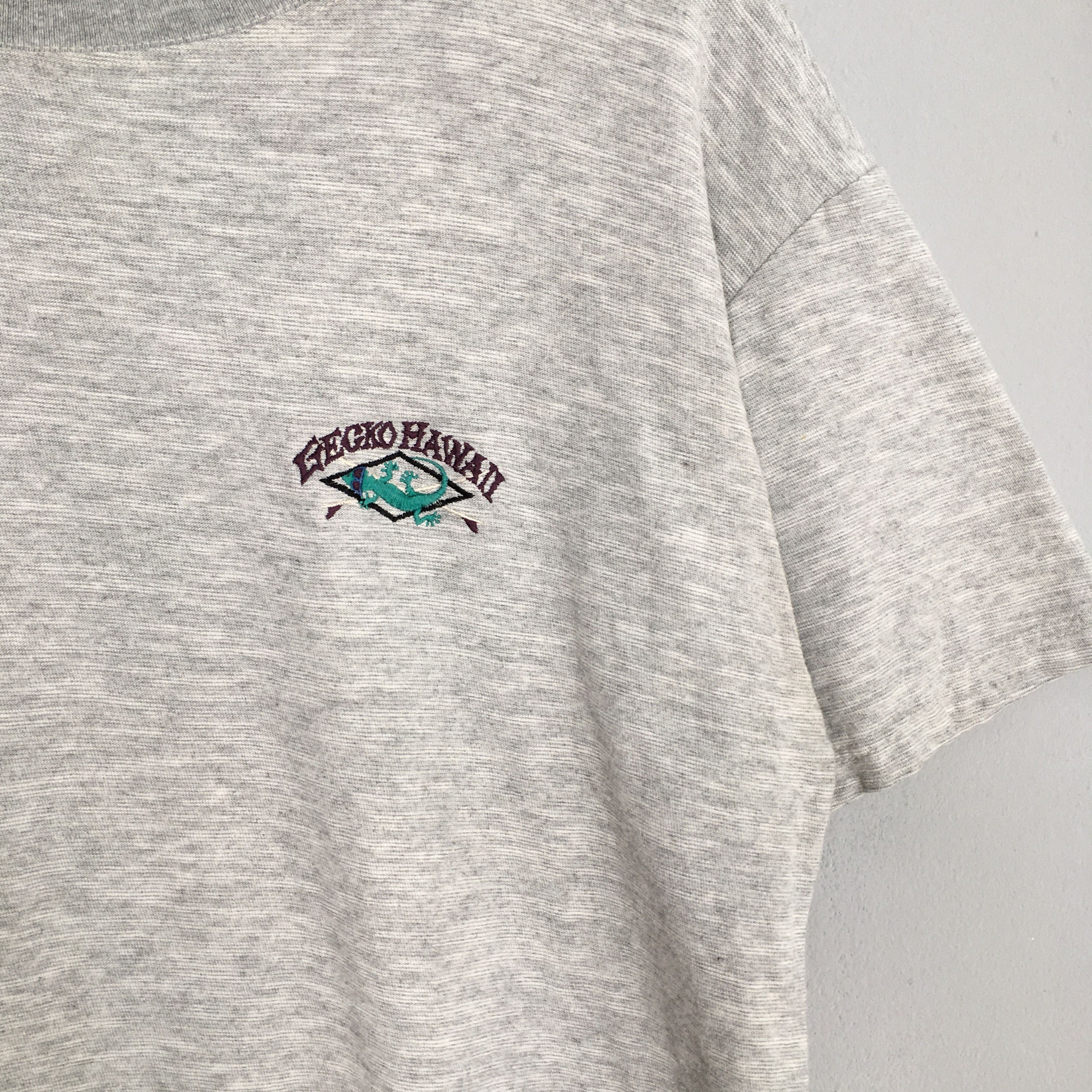 Lightning Bolt Vintage 90's Gecko Hawaii Beach Wear Lizard Tshirt Large Size US L / EU 52-54 / 3 - 5 Thumbnail