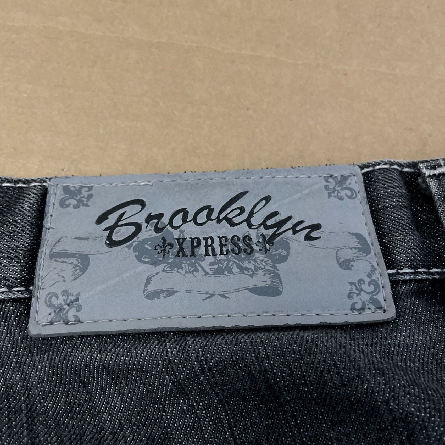 Express BROOKLYN XPRESS Jeans Men 5-Pocket Denim 40 x 34 Gray 31in Inseam Regular Straight Hip Hop 90s Vintage? No Size US 40 / EU 56 - 3 Thumbnail