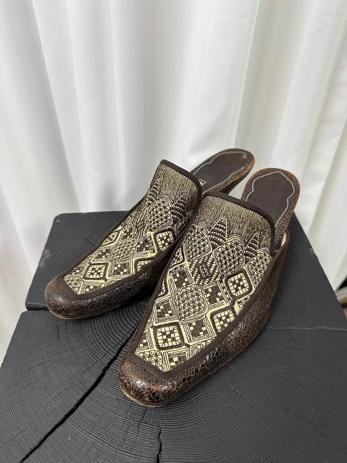 Dries Van Noten Dries Van Noten Embroidered Mule Heels 37.5 Size US 7 / IT 37 - 3 Thumbnail