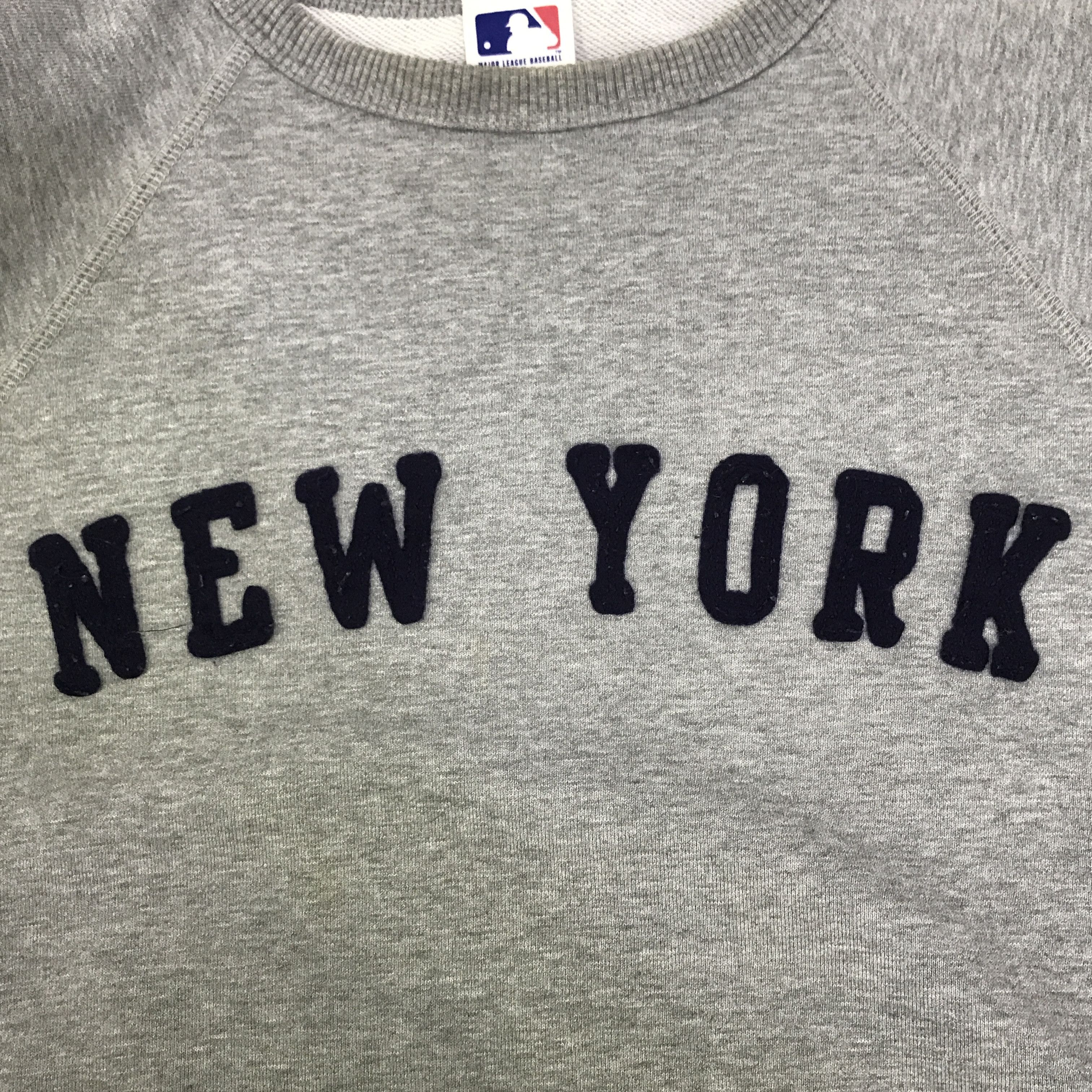MLB Y2K New York MLB Sweatshirts K126B20 Size US M / EU 48-50 / 2 - 11 Thumbnail