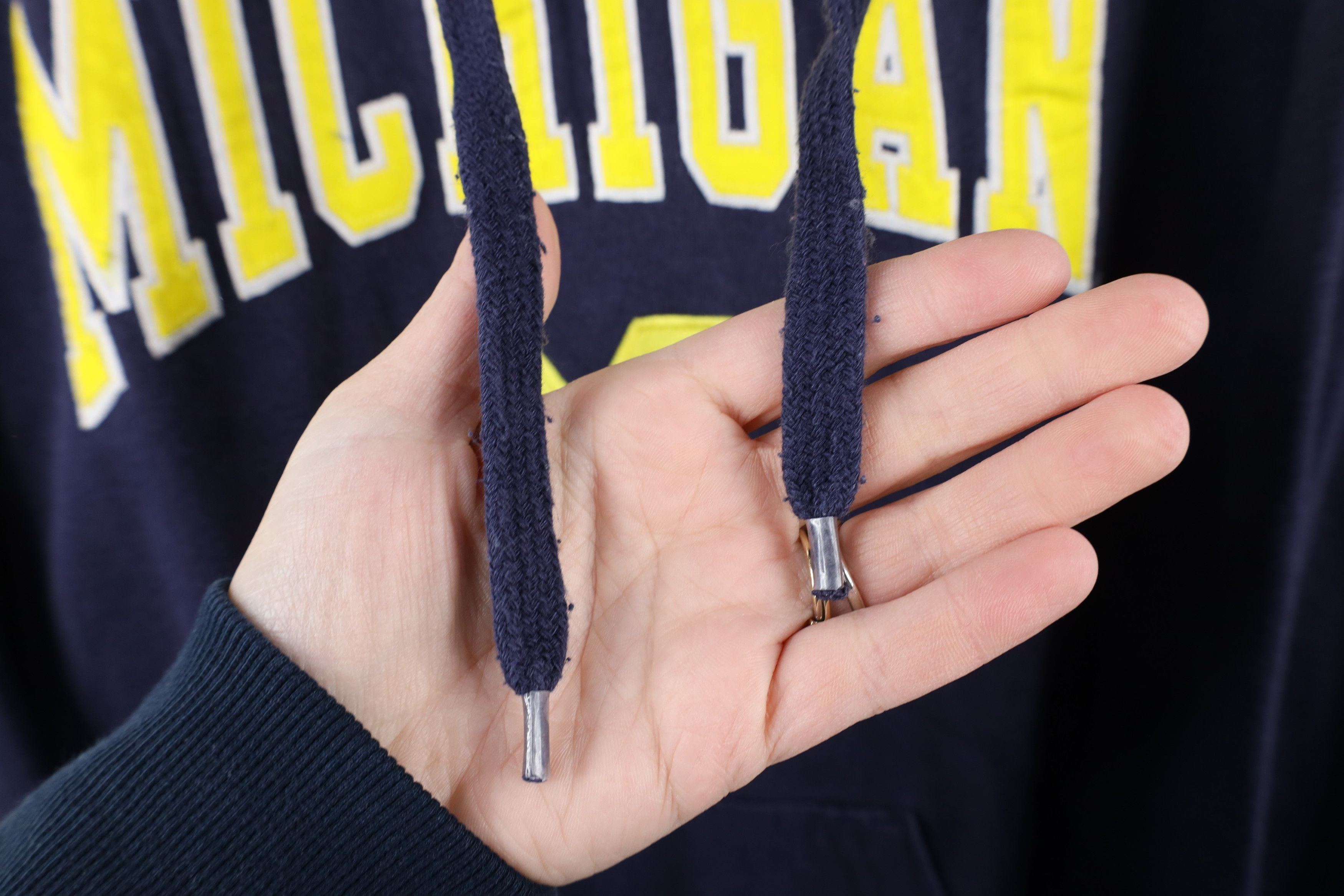 Vintage Vintage 90s Spell University of Michigan Hoodie Sweatshirt Size US L / EU 52-54 / 3 - 4 Thumbnail