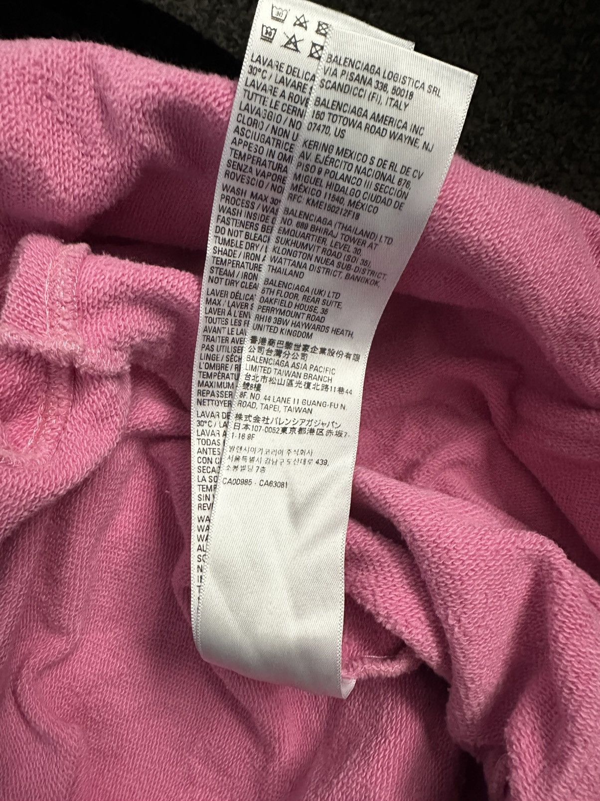 Balenciaga Balenciaga pink polo zip up Size US L / EU 52-54 / 3 - 5 Thumbnail