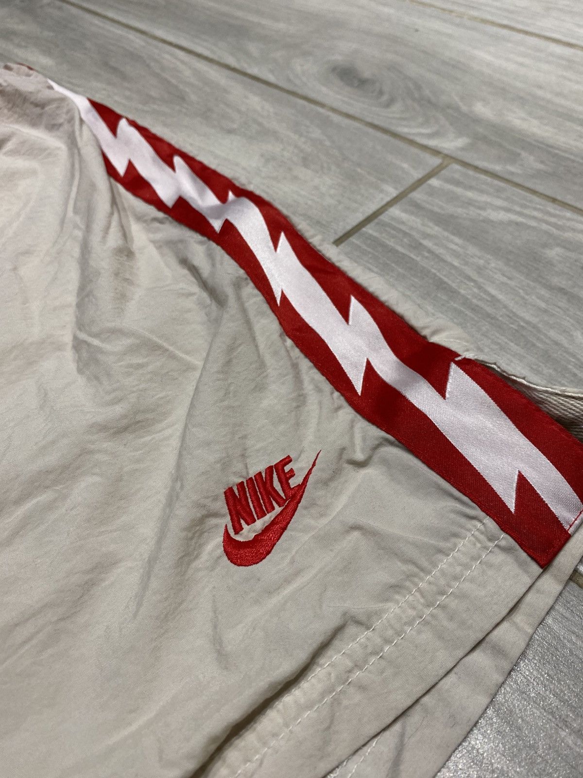 Nike Genuine Vintage Nike Arsenal M / 94/95/96 White Home Shorts Size US 32 / EU 48 - 4 Thumbnail
