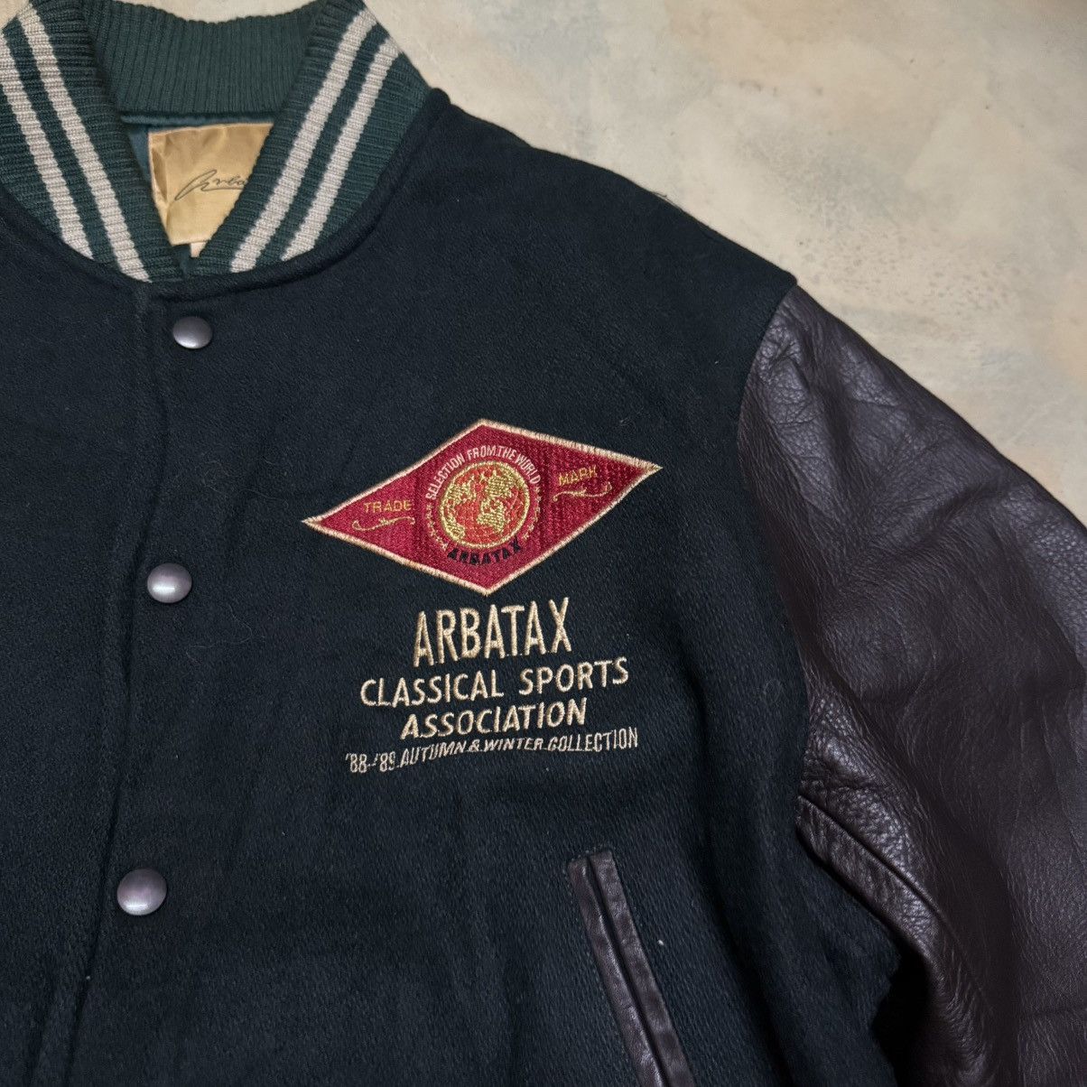 Other Vintage International Selection Arbatax Big Logo Varsity Size US L / EU 52-54 / 3 - 7 Thumbnail