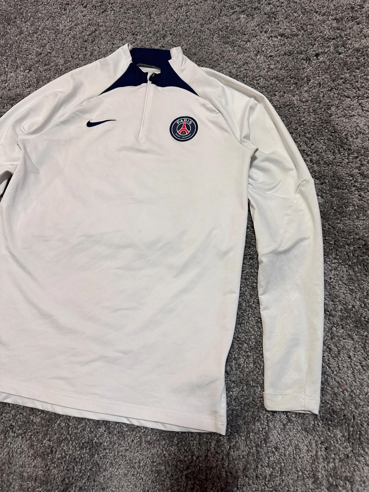 Nike PSG NIKE 2022/2023 FOOTBALL SOCCER TRAINING TRACK TOP SIZE M Size US M / EU 48-50 / 2 - 3 Thumbnail