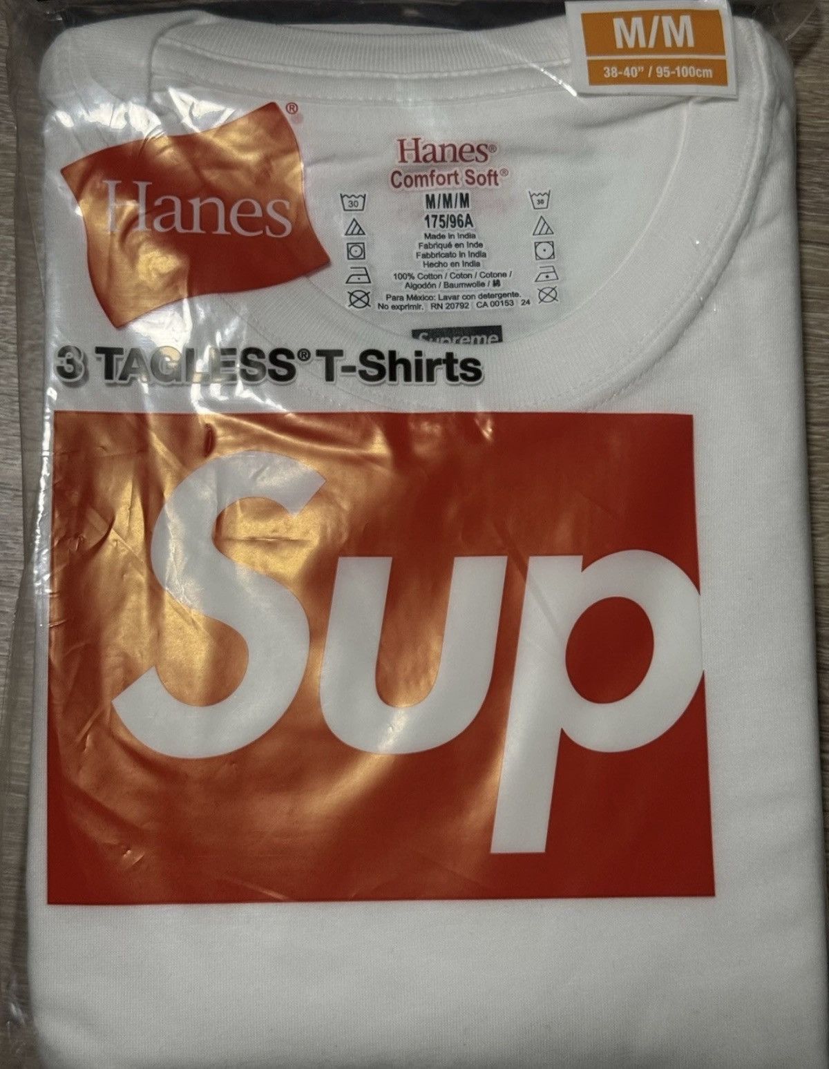 Supreme Supreme x Hanes Tagless Tees (3 Pack) Medium Size US M / EU 48-50 / 2 - 2 Thumbnail