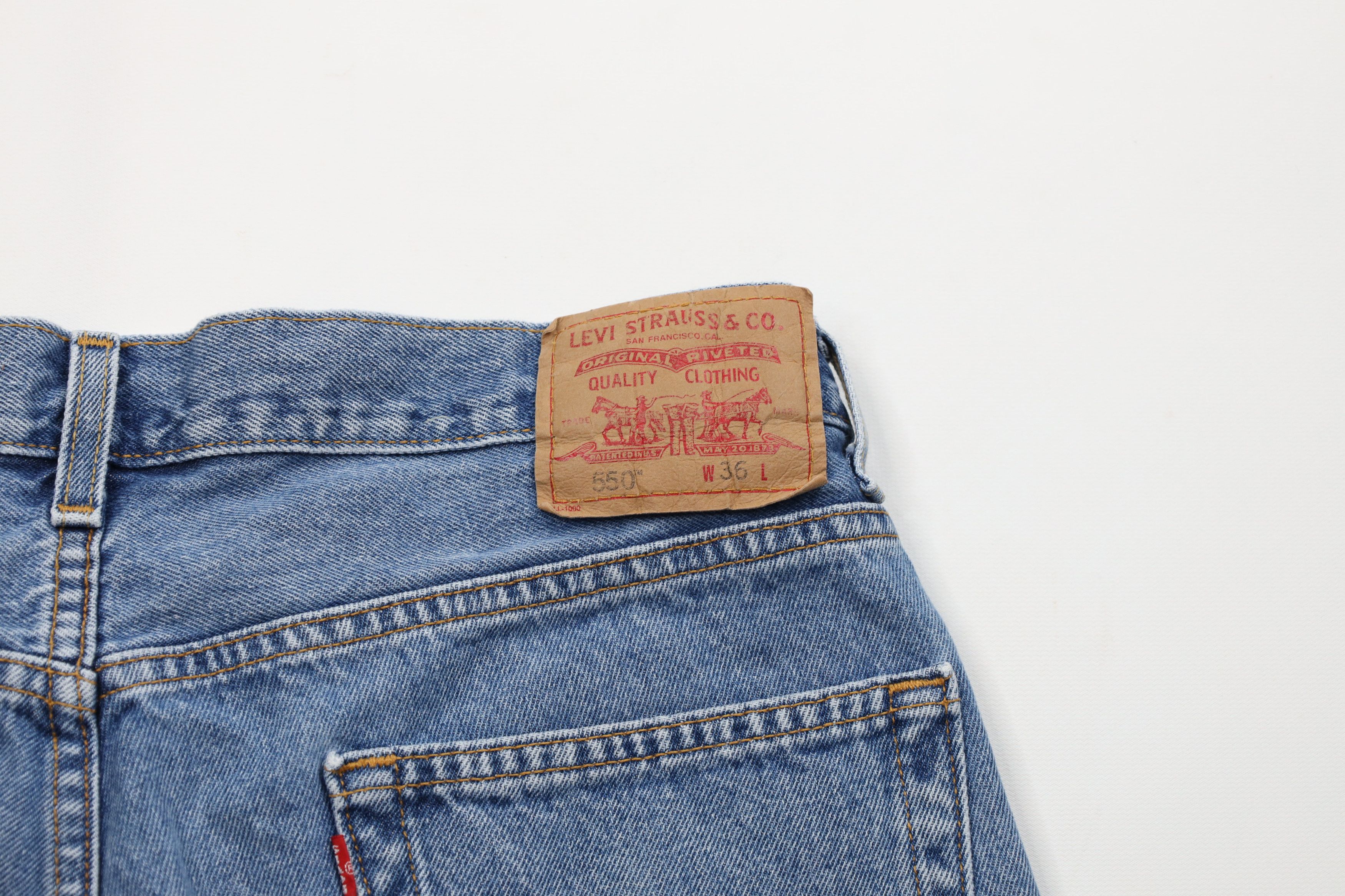 Levi's Vintage Y2K 2003 Levis 550 Fit Denim Jeans Shorts Jorts Size US 36 / EU 52 - 11 Thumbnail