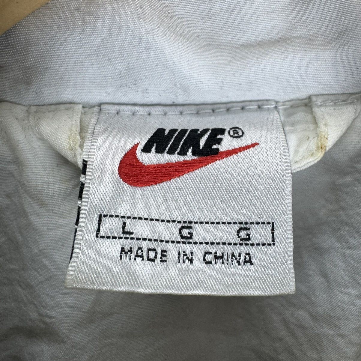 Nike ☀️NIKE SWOOSH CENTER WINDBREAKER JACKET Size US L / EU 52-54 / 3 - 10 Thumbnail
