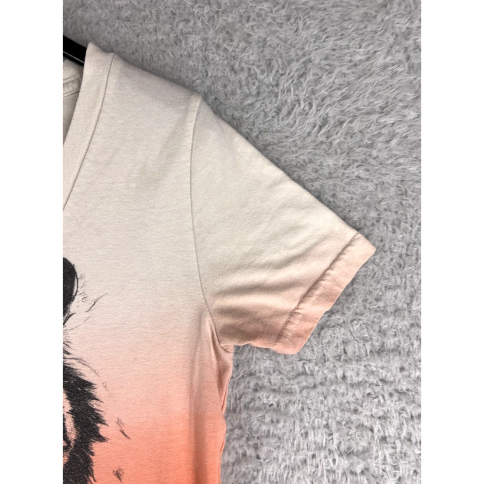 Burton VINTAGE Burton Shirt Womens Small Beige Orange Fade Bengal Tiger V-Neck Made in USA Size S / US 4 / IT 40 - 3 Thumbnail
