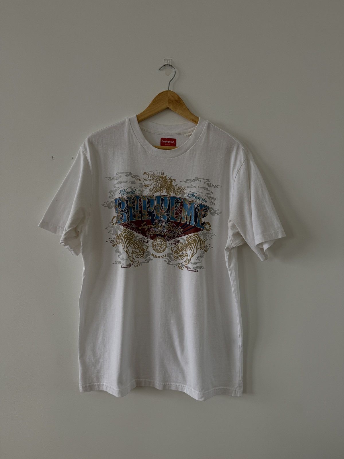 Supreme SS2022 Legendary Tshirt Size US L / EU 52-54 / 3 - 1 Thumbnail