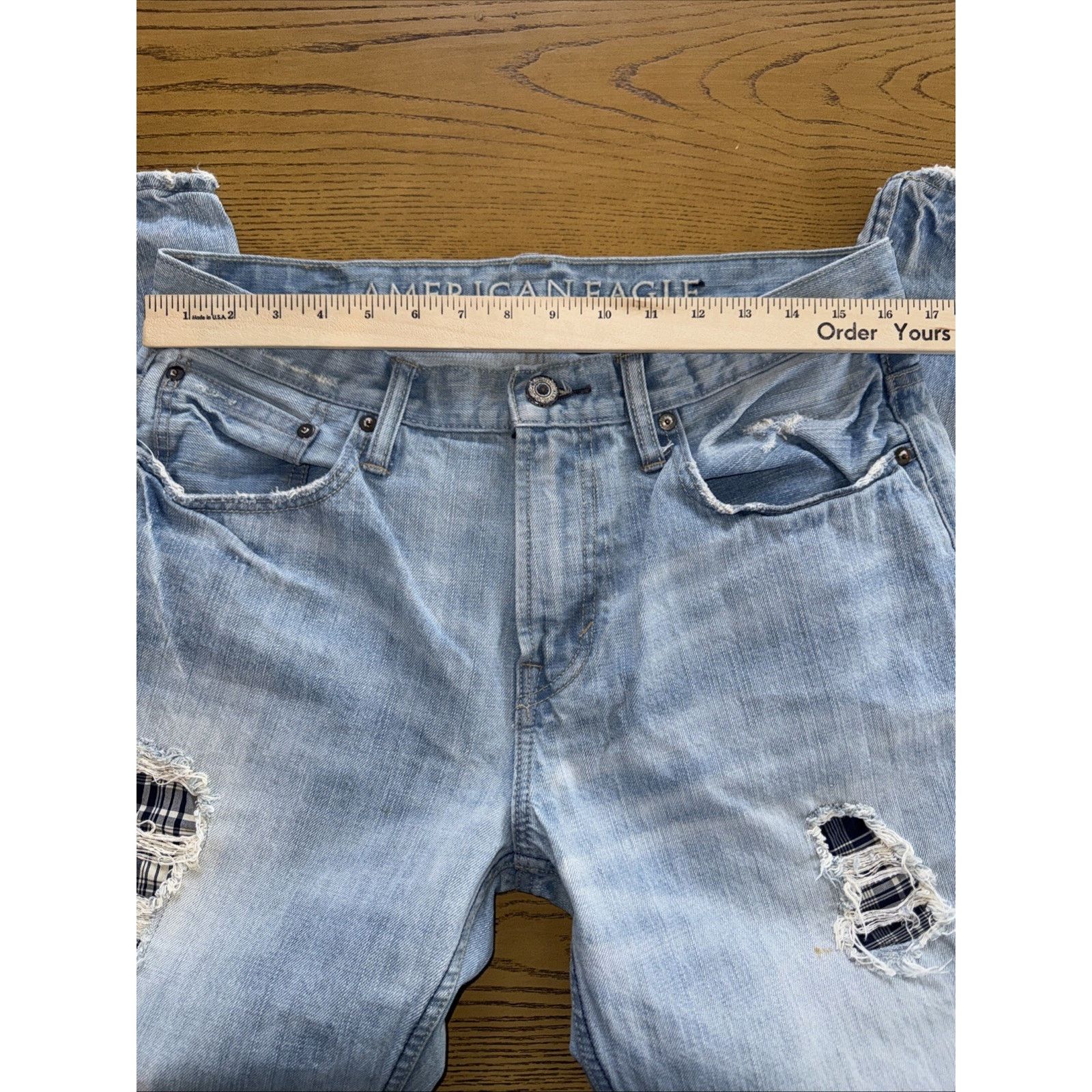 American Eagle Outfitters AE dated 2009 Men’s Distressed Plaid Patched Jeans 32x29 EUC Size US 32 / EU 48 - 5 Thumbnail