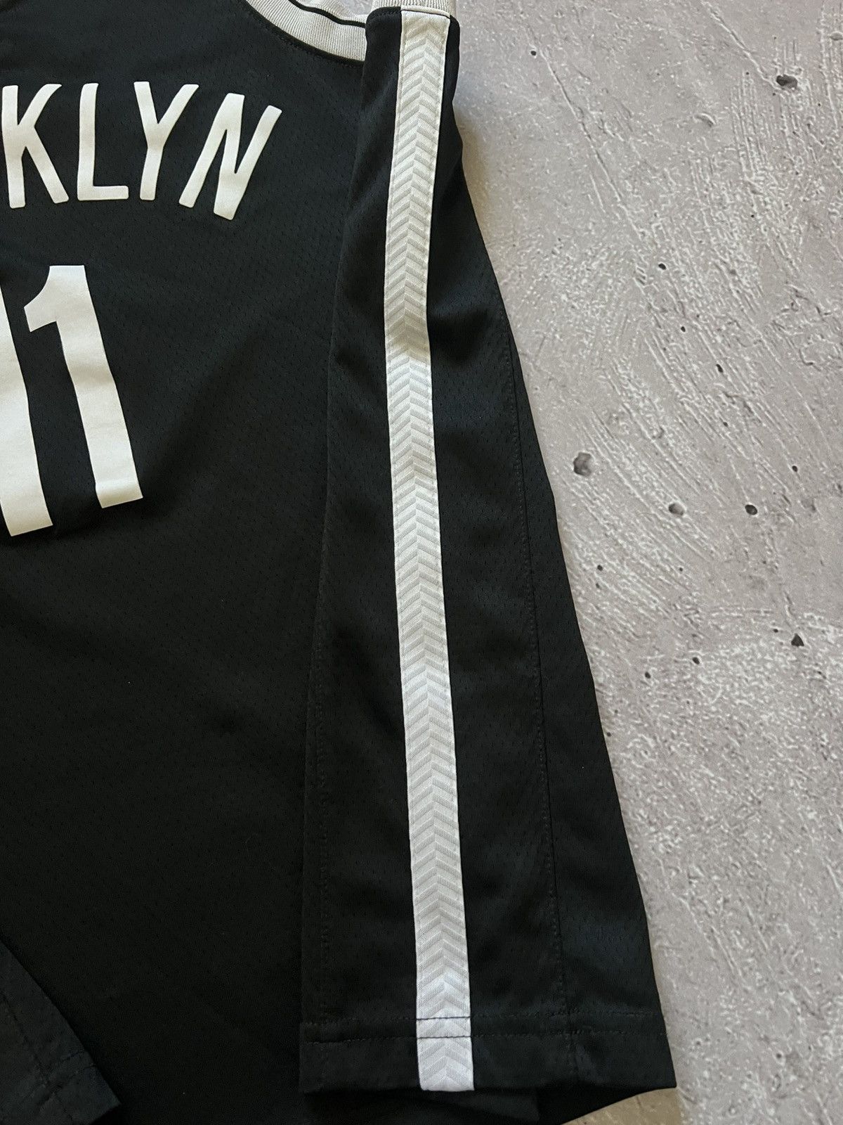 Nike Nike Brooklyn NBA Jersey Irving #11 Size L Size US L / EU 52-54 / 3 - 10 Thumbnail