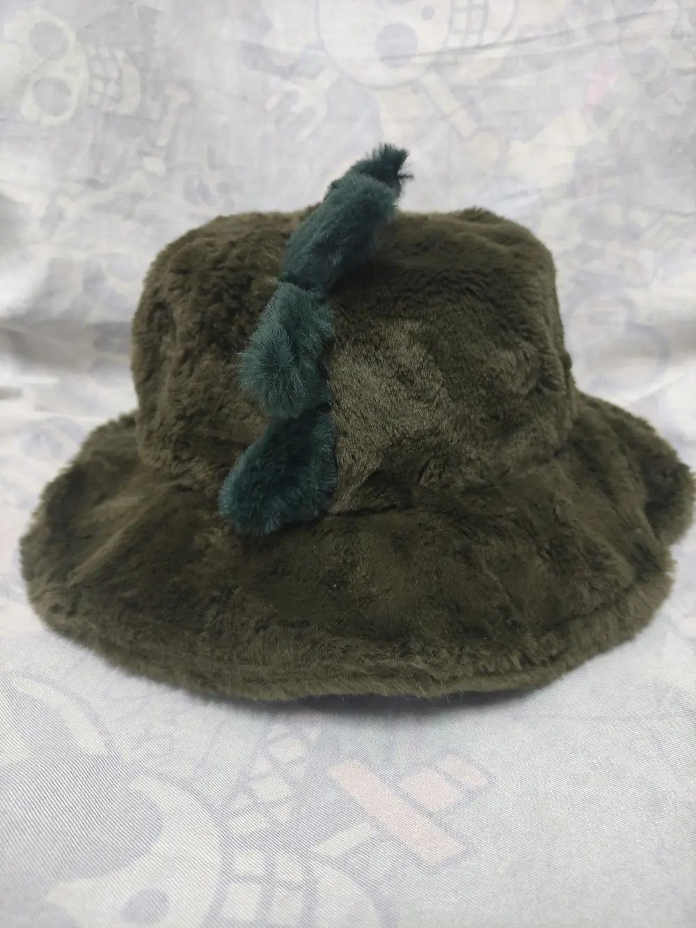 Universal Studios × Vintage JURASSIC WORLD VINTAGE BUCKET HAT FLUFFY AUTUMN/WINTER Size ONE SIZE - 6 Thumbnail