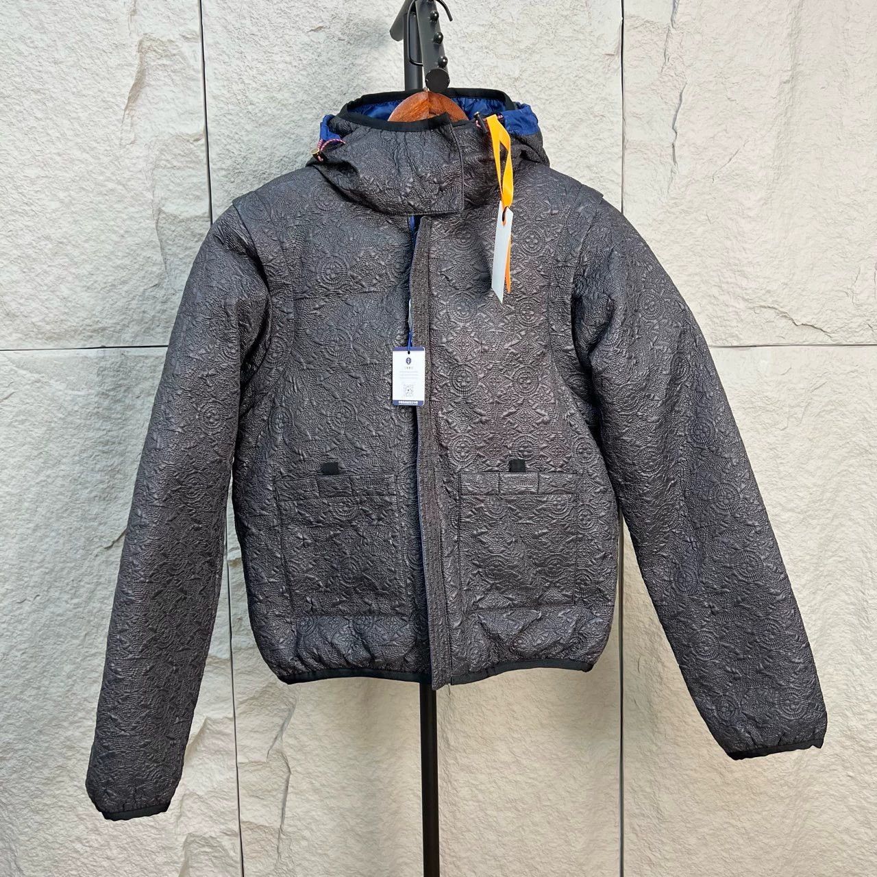 Louis Vuitton lv hooded reversible down jacket with zippers Size US M / EU 48-50 / 2 - 1 Thumbnail