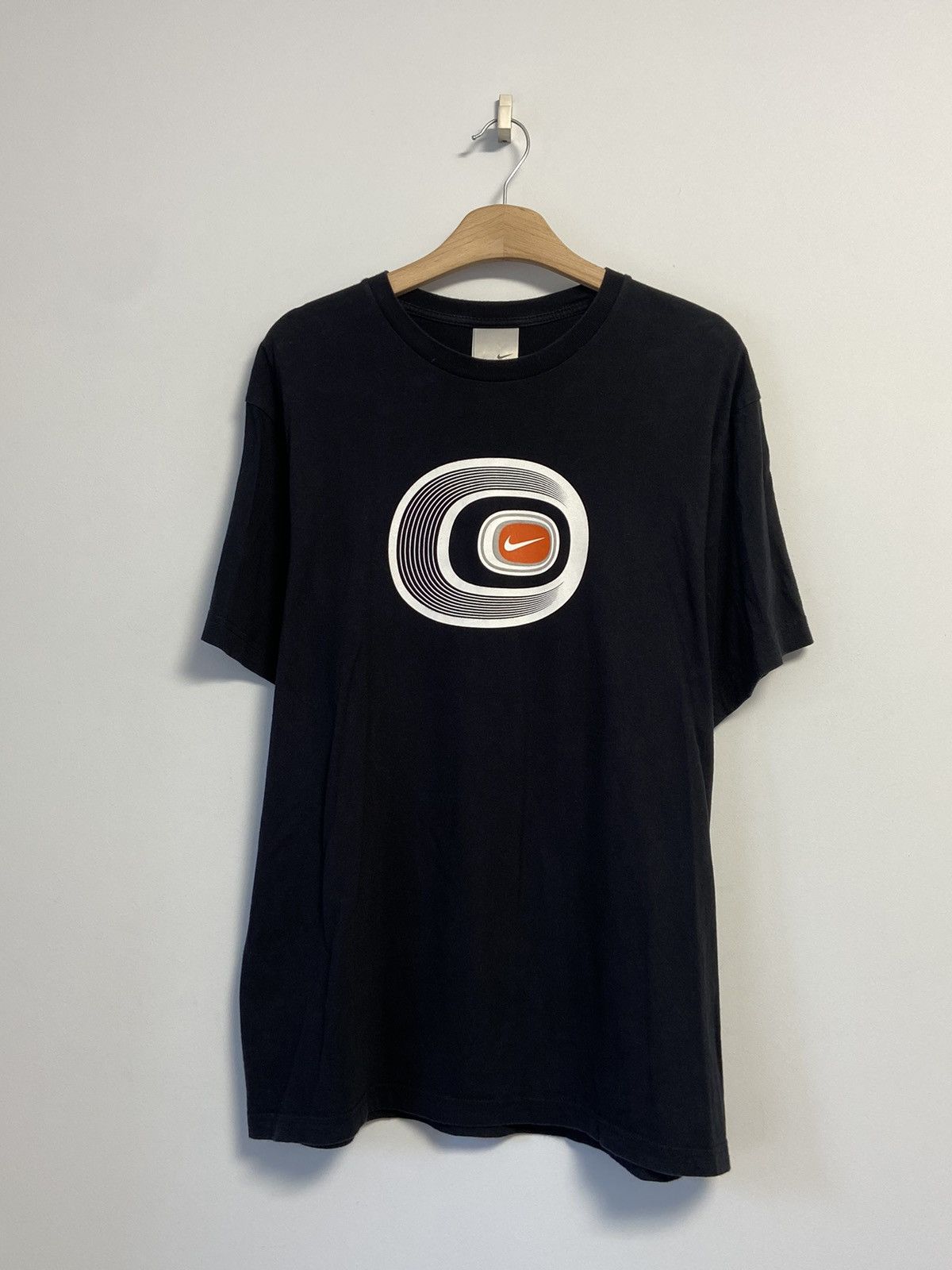 Vintage Nike vintage t-shirt big center logo Size US XL / EU 56 / 4 - 1 Thumbnail