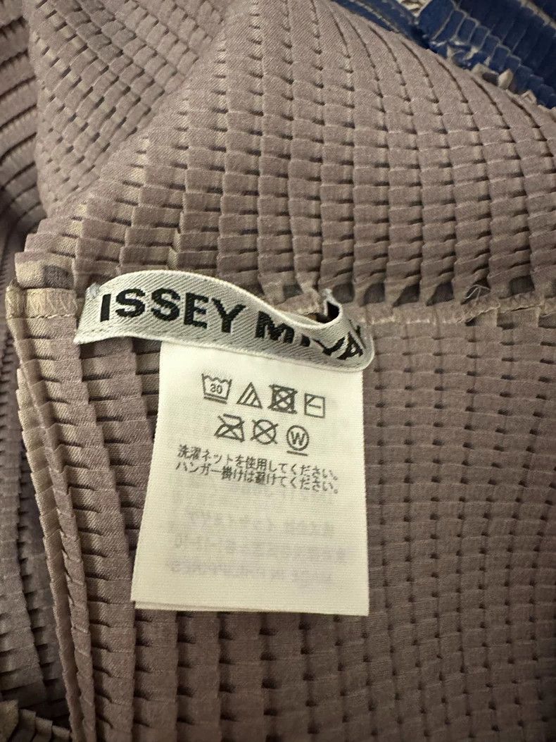 Issey Miyake Issey Miyake size:one size Blue and gray color-blocked top Size XS / US 0-2 / IT 36-38 - 3 Thumbnail