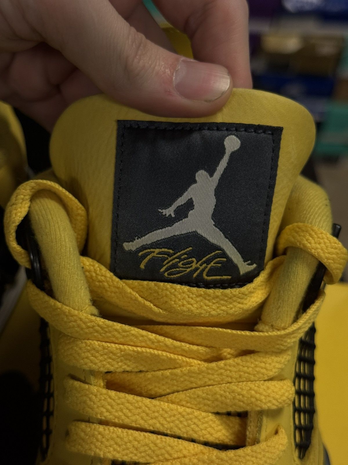 Jordan Brand × Nike Jordan 4 Lightning Size 9 W Box 🧼 (CT8527-700) Size US 9 / EU 42 - 8 Thumbnail