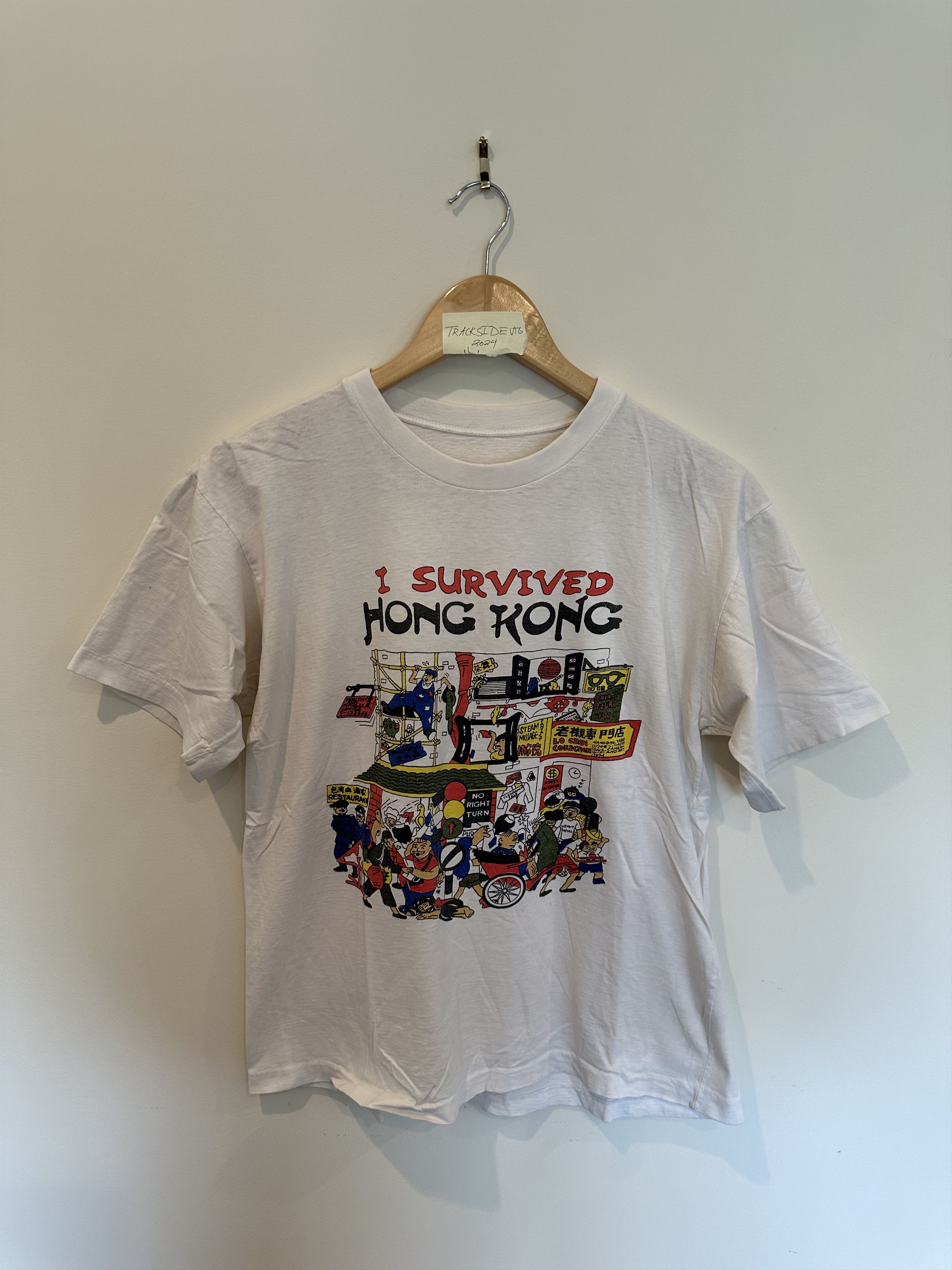 Vintage Vintage 'I Survived Hong Kong" Tourist T Shirt Size US M / EU 48-50 / 2 - 1 Thumbnail