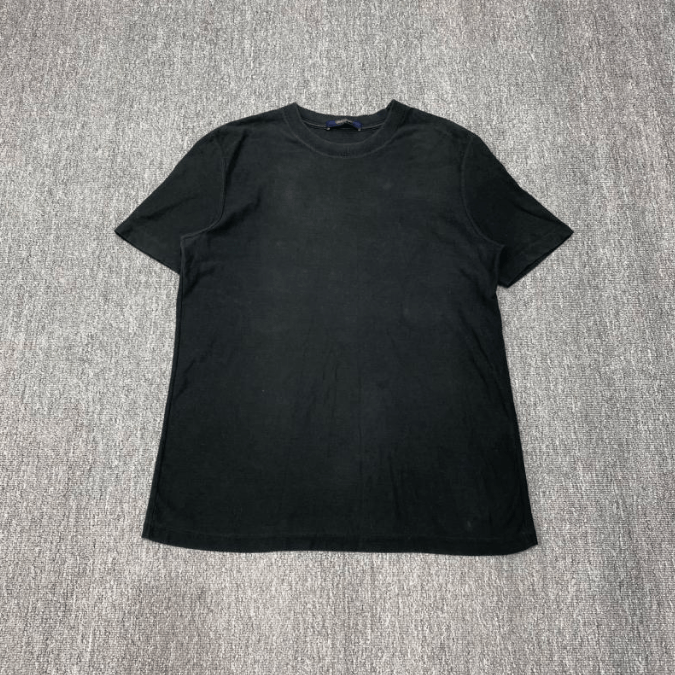 Louis Vuitton Louis Vuitton Short-sleeve T-shirt Size US L / EU 52-54 / 3 - 1 Thumbnail
