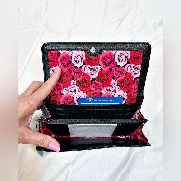 Vera Bradley Vera Bradley Black Havana Dots RFID Accordian Clutch Wallet Size ONE SIZE - 4 Thumbnail