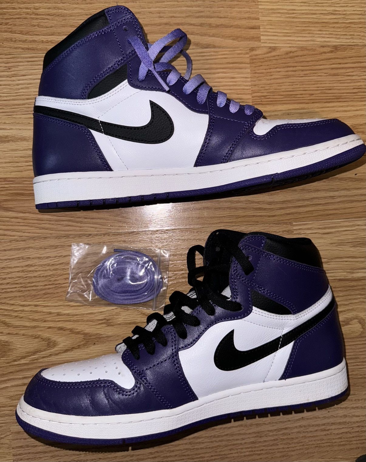 Jordan Brand Air Jordan 1 Retro High OG 'Court Purple 2.0' SZ 11 Used Size US 11 / EU 44 - 1 Thumbnail
