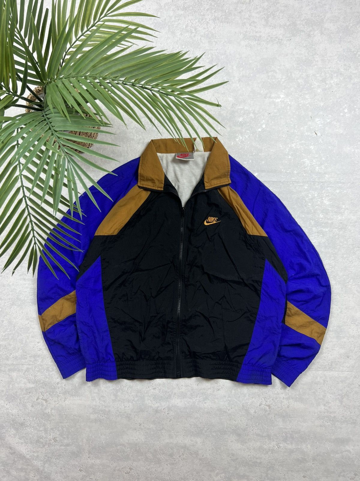 Nike 90s Nike Retro Logo Vintage Y2K Windbreaker Light Jackef Size US M / EU 48-50 / 2 - 1 Thumbnail